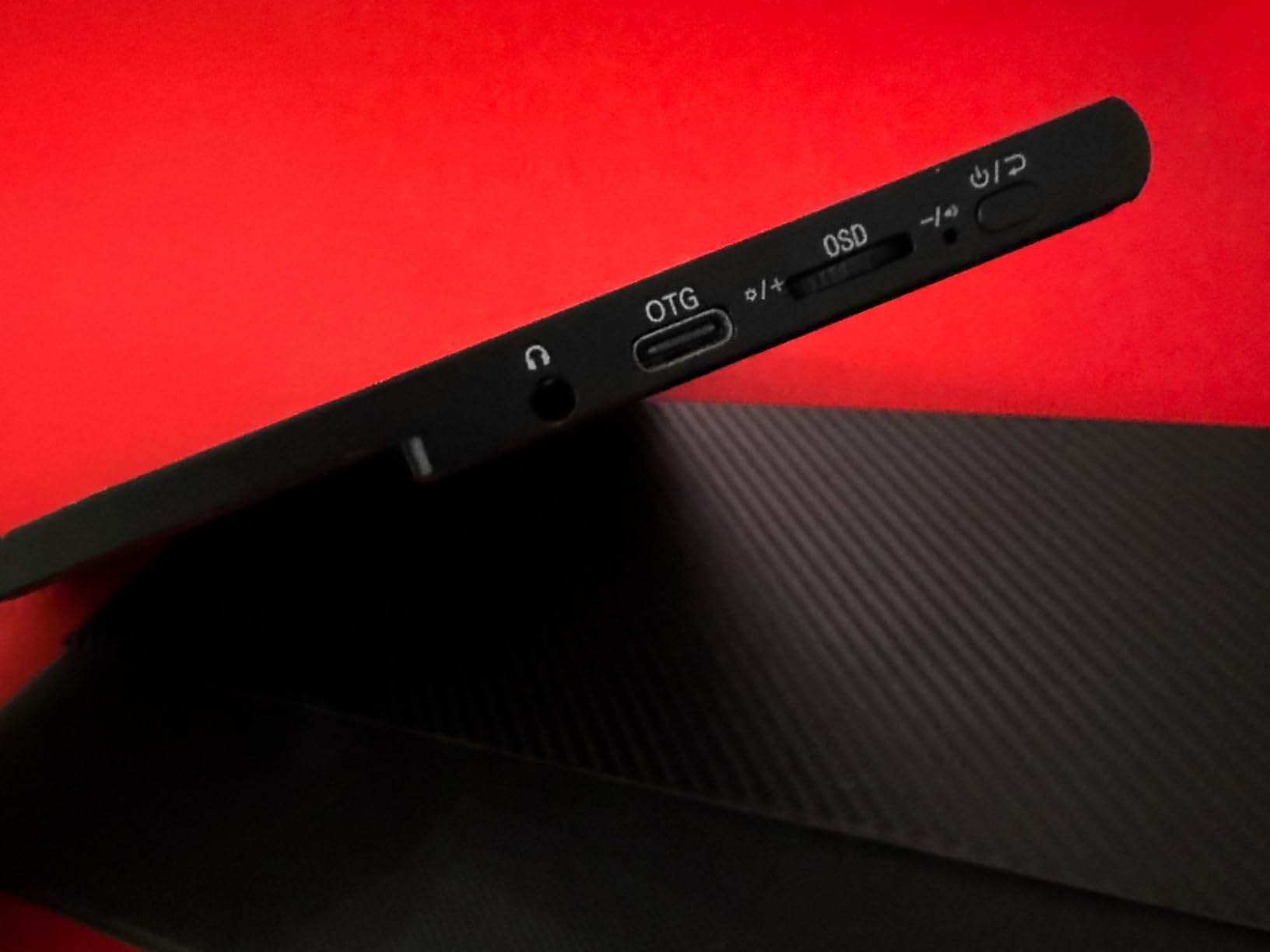 UPERFECT 2K 120Hz Portable Gaming Monitor, 16