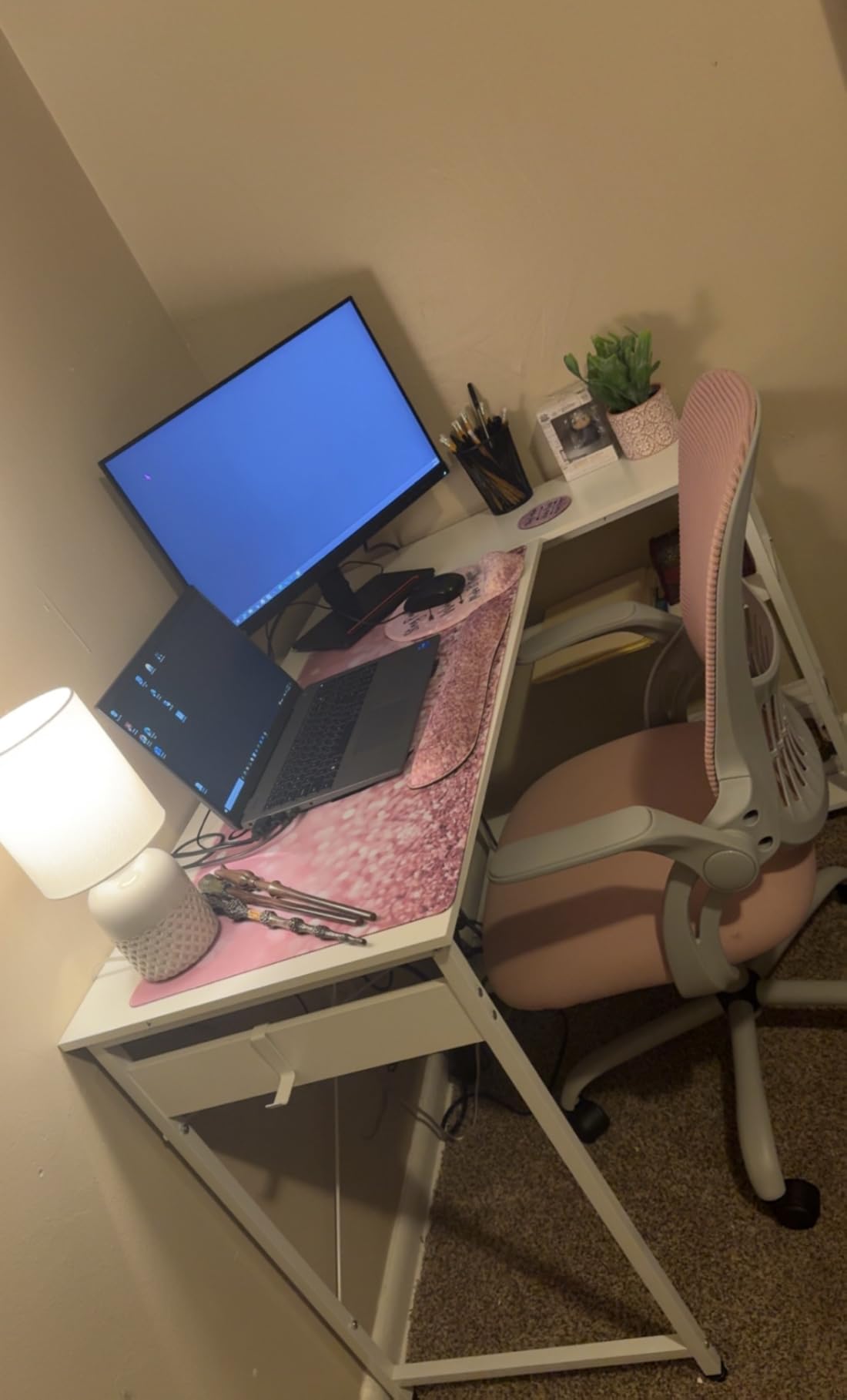 iCasso Desk Mat, Gaming Mouse Pad Wrist Support Set,4in1 XXL Large Mousepad + Keyboard Wrist Rest+Mouse Wrist Rest+Coaster Set Customer Review iCasso Desk Mat, Gaming Mouse Pad Wrist Support Set,4in1 XXL Large Mousepad + Keyboard Wrist Rest+Mouse Wrist Rest+Coaster Set - Customer Photo 1