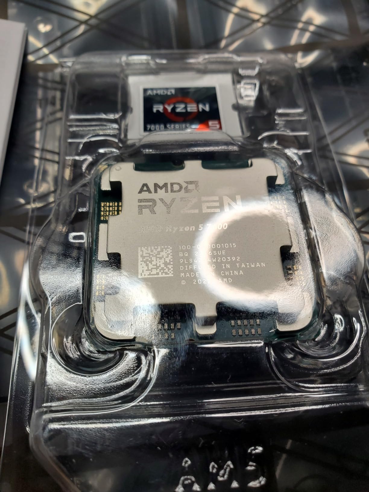 AMD Ryzen 5 7600 6-Core, 12-Thread Unlocked Desktop Processor Customer Review AMD Ryzen 5 7600 6-Core, 12-Thread Unlocked Desktop Processor - Customer Photo 5