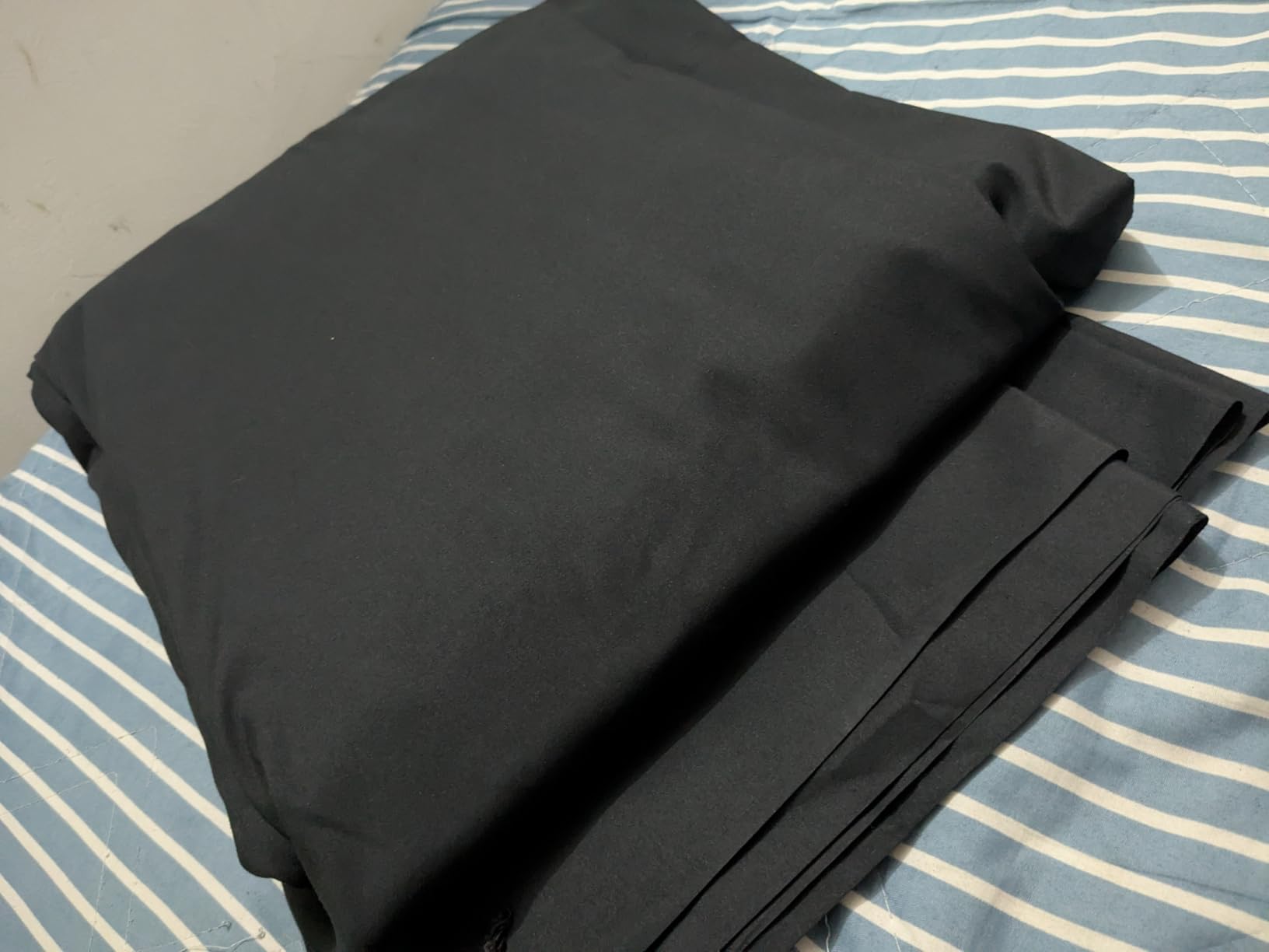 BEIYANG 10 Ft x 20 Ft Photography Backdrop Green Screen, Green Background Non-Reflective Fabric Wrinkle Resistance Photo Background for Photo Studio Shooting Props - Customer Photo 2