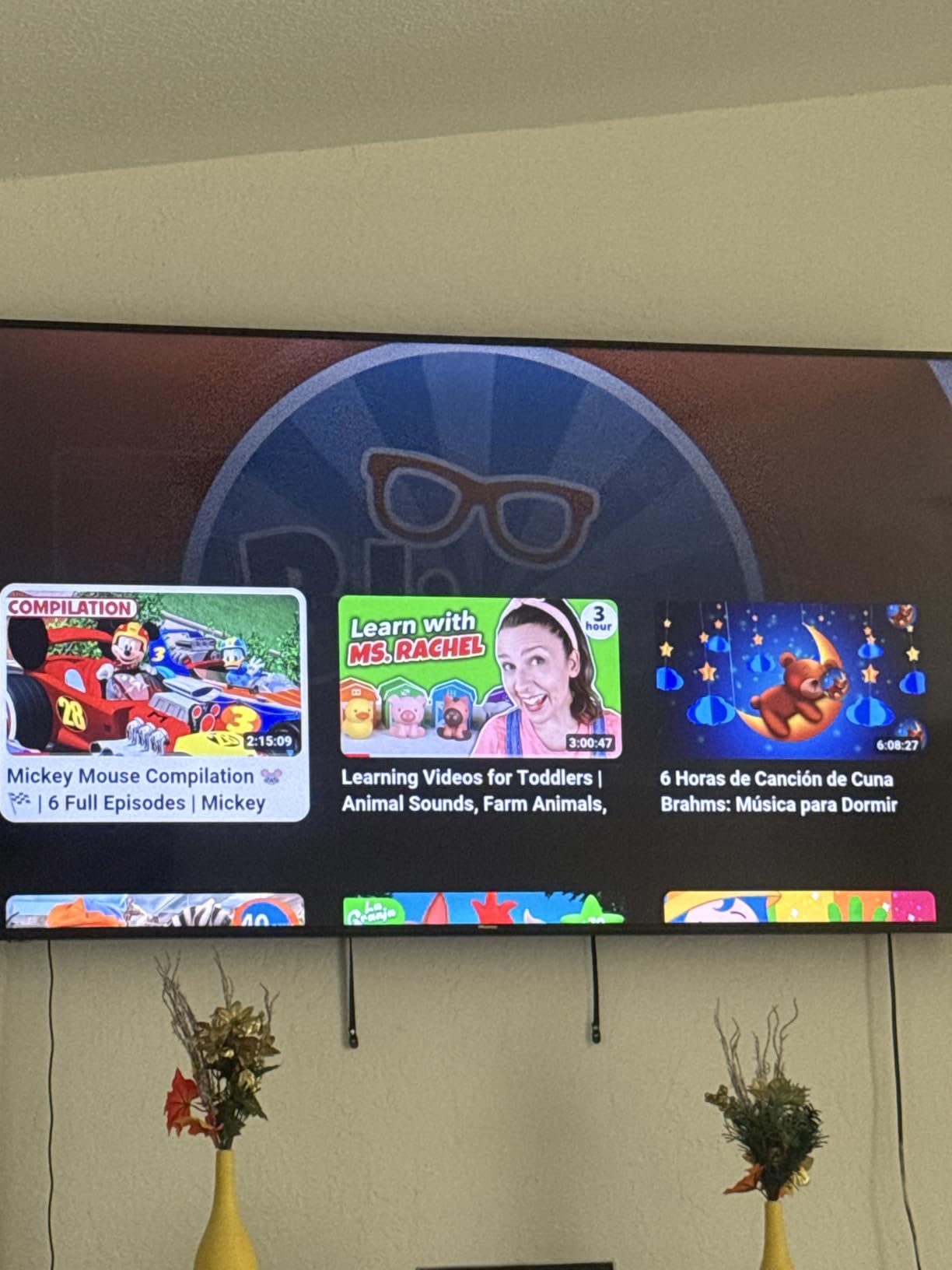 Amazon Fire TV Stick 4K Max streaming device, with AI-powered Fire TV Search, supports Wi-Fi 6E, free & live TV without cable or satellite - Customer Photo 3