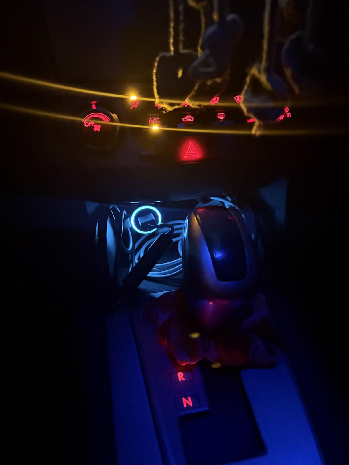 Anker 323 USB-C Car Charger Adapter, 52.5W Cigarette Lighter USB Charger, 2-Port Fast Charging for iPhone 17/17 Pro Max/16/15/14 Series, Galaxy S25/S24/S23, Pixel, iPad, AirPods, and More - Customer Photo 1