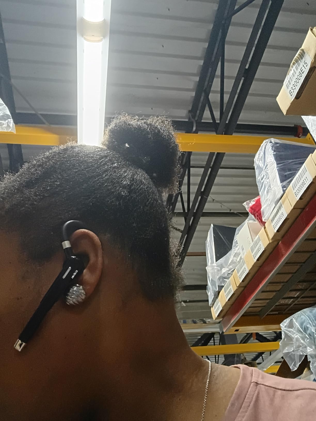 Bluetooth Headset V5.3,100 Hrs Talk Time Single-Ear Earphone, CVC8.0 Noise Cancelling Wireless Earbud, Business Earbud with 500 mAh Charging Case, Hands-Free Earpiece for Trucker/Home/Office Work - Customer Photo 3