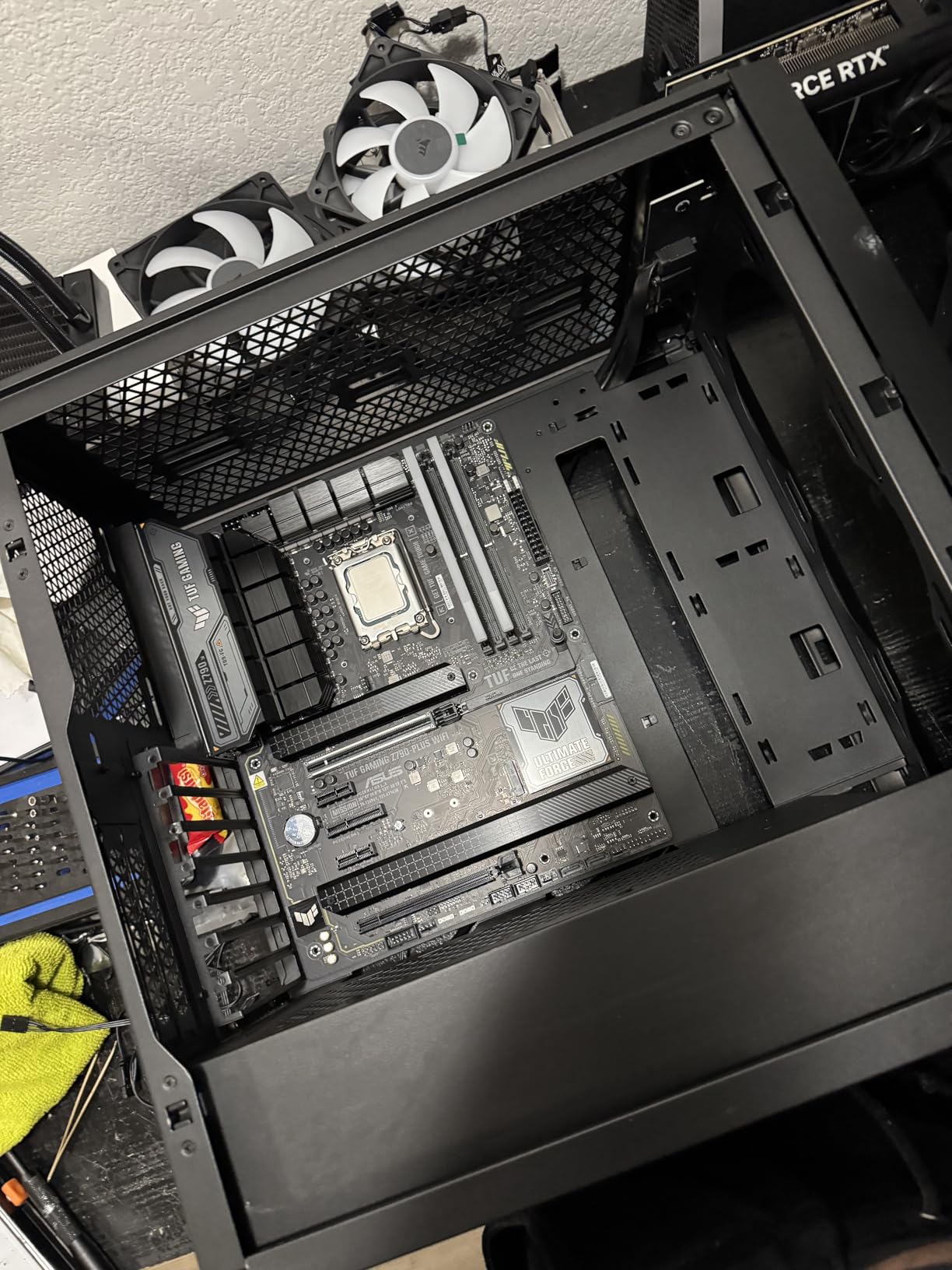 ASUS TUF Gaming Z790-Plus WiFi LGA 1700(Intel 14th,12th &13th Gen) ATX Gaming Motherboard(PCIe 5.0,DDR5,4xM.2 Slots,16+1 DrMOS,WiFi 6,2.5Gb LAN,Front USB 3.2 Gen 2 Type-C,Thunderbolt 4(USB4),Aura RGB) - Customer Photo 1