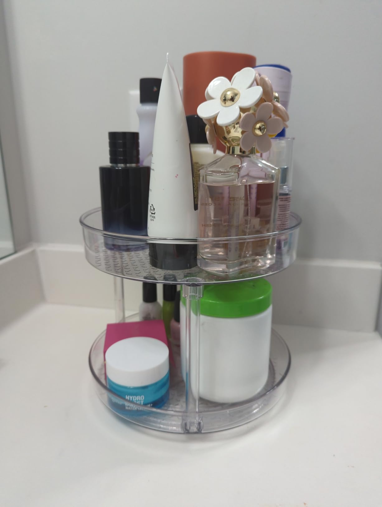 Amazon Basics Lazy Susan Turntable Organizer, 9