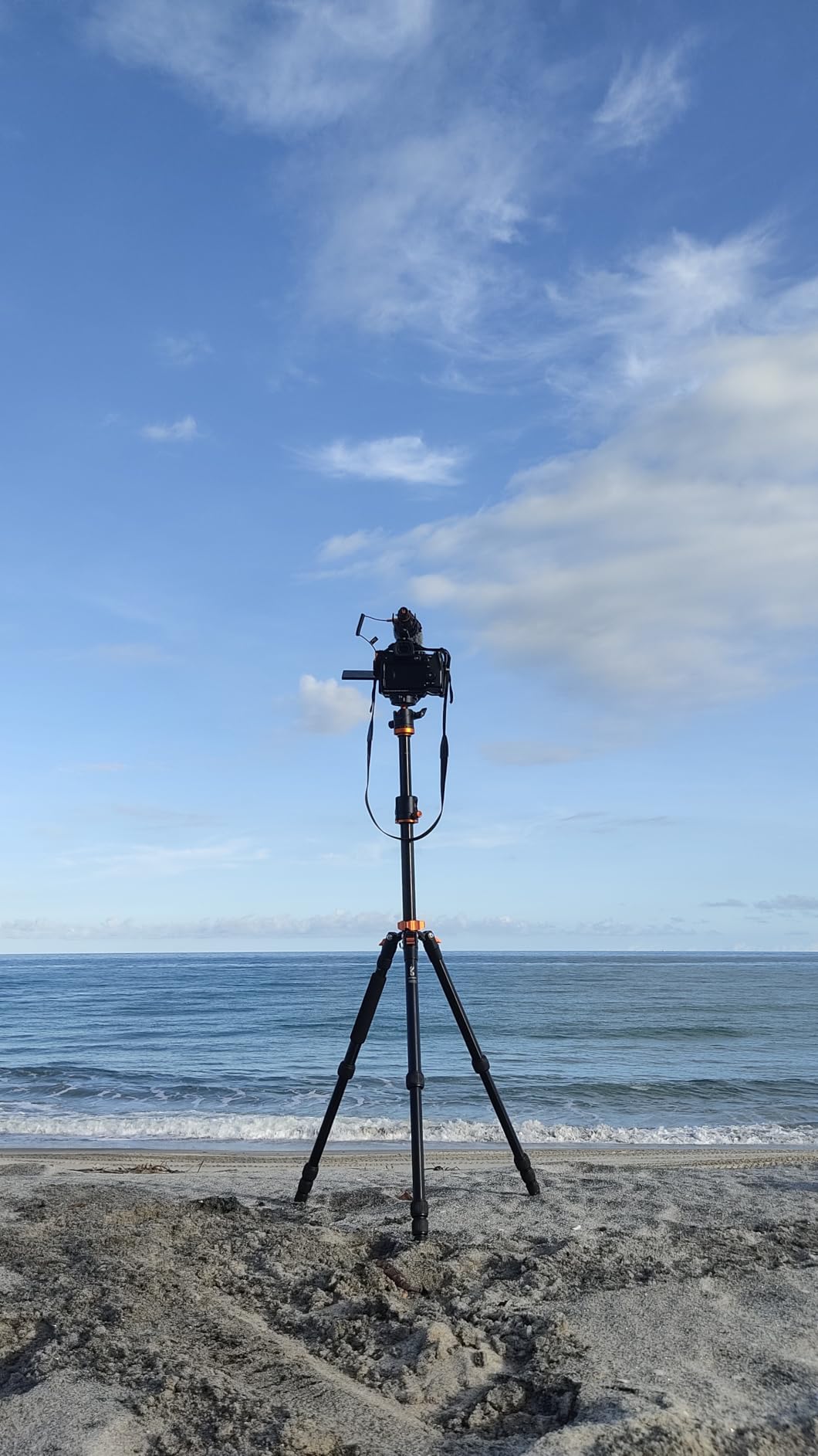 Panasonic LUMIX S5II Mirrorless Camera, 24.2MP Full Frame with Phase Hybrid AF, New Active I.S. Technology, Unlimited 4:2:2 10-bit Recording - DC-S5M2BODY Black - Customer Photo 1