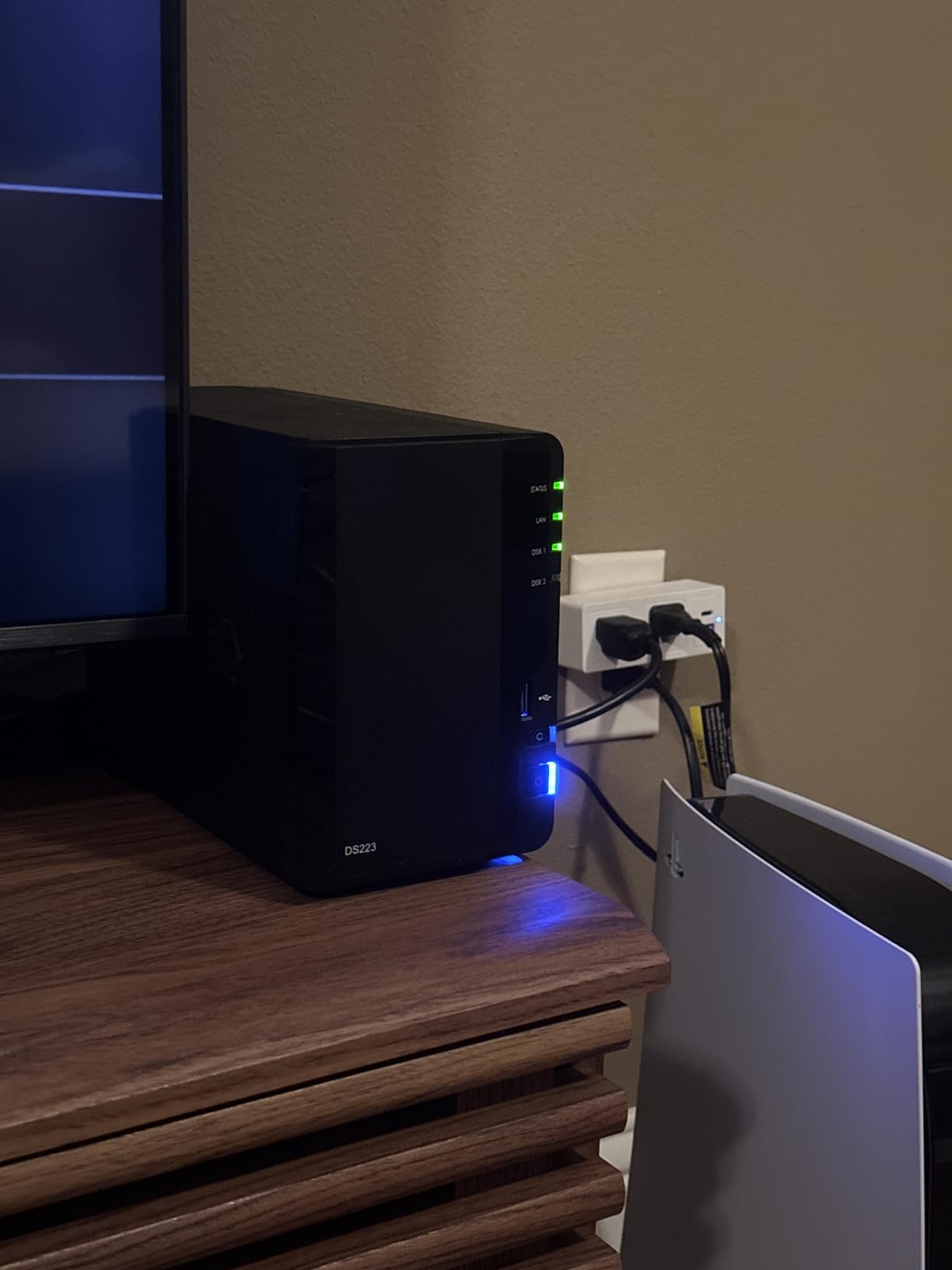 Synology 2-Bay NAS DS223 (Diskless) - Customer Photo 3