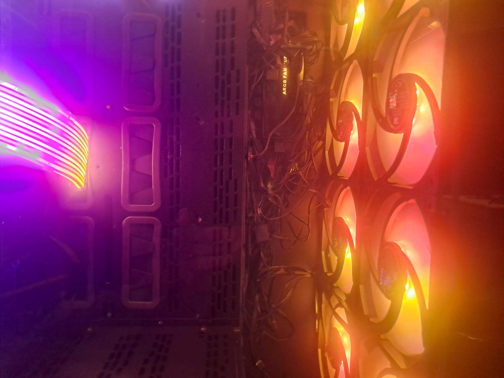 Thermalright TL-C12C-S CPU Fan 120mm ARGB Case Cooler Fan, 4pin PWM Silent Computer Fan with S-FDB Bearing Included, up to 1550RPM Cooling Fan - Customer Photo 2