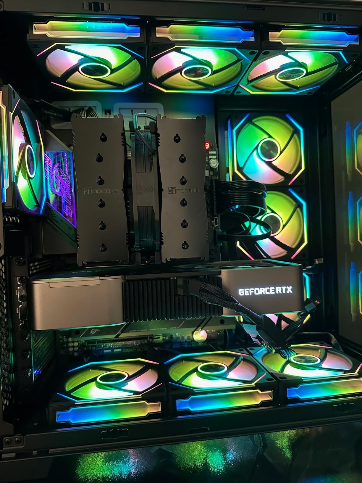 AMD Ryzen™ 9 7950X3D 16-Core, 32-Thread Desktop Processor - Customer Photo 5