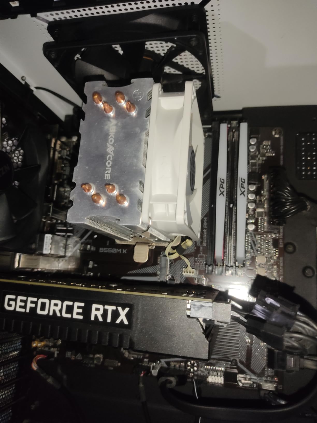 GIGABYTE B550M K Motherboard, Supports AMD AM4 Ryzen 5000 Processors, Micro-ATX, DDR4, Dual M.2, SATA 6Gb/s, Realtek GbE LAN, PCIe 4.0 - Customer Photo 2