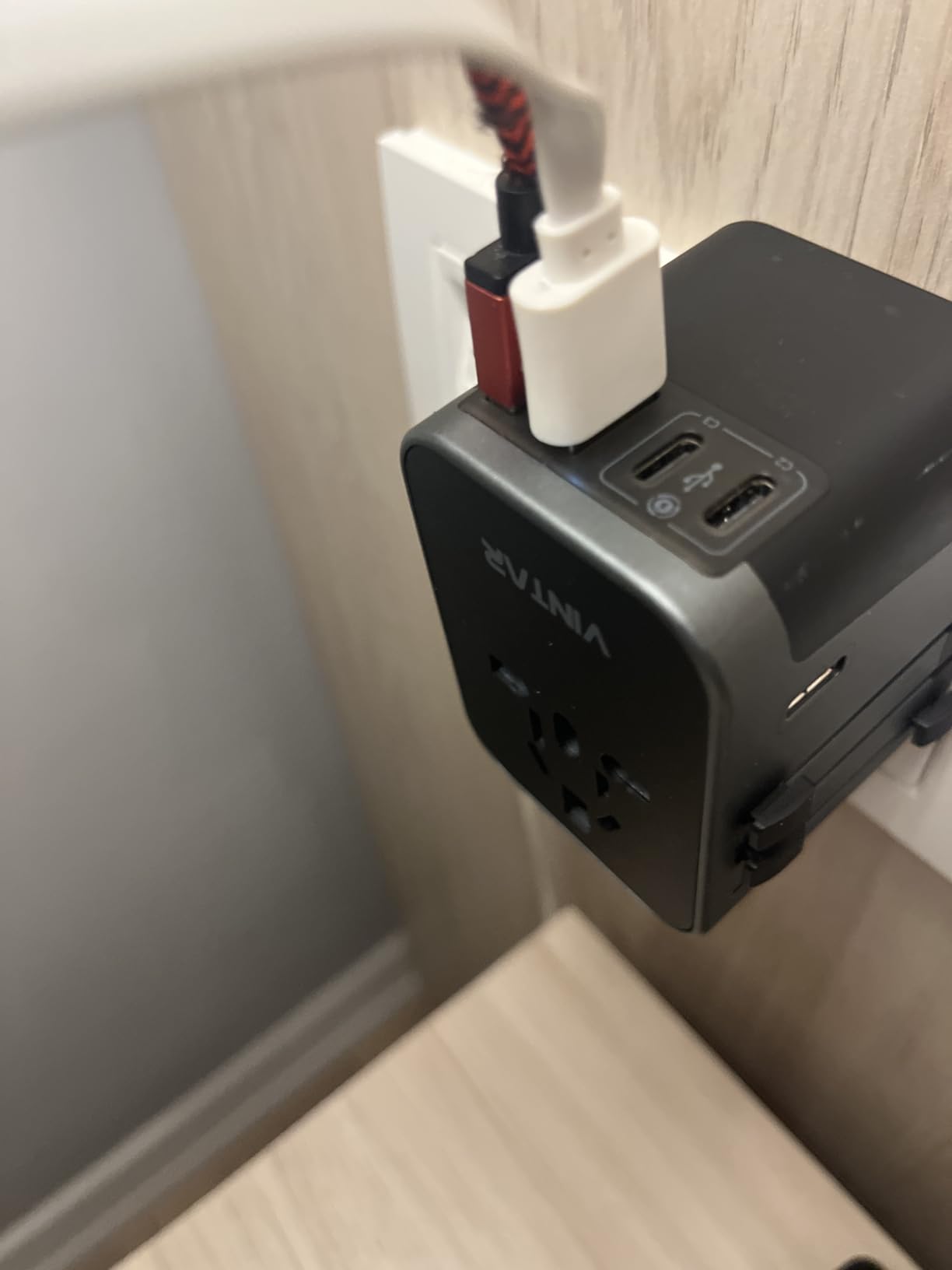 Universal Travel Adapter, VINTAR International Power Adapter with 6A 3 USB C and 2 USB Ports, All in One Travel Essentials Plug Adapter, Worldwide Outlet Converter for Europe UK USA AUS(Type C/G/A/I) Customer Review Universal Travel Adapter, VINTAR International Power Adapter with 6A 3 USB C and 2 USB Ports, All in One Travel Essentials Plug Adapter, Worldwide Outlet Converter for Europe UK USA AUS(Type C/G/A/I) - Customer Photo 2