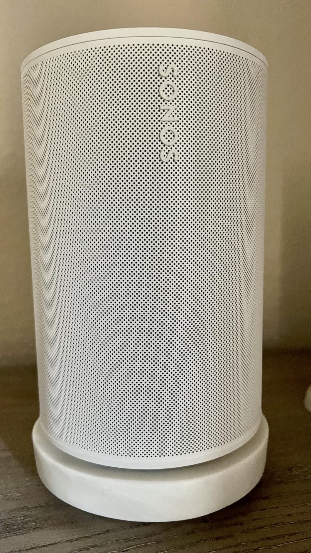Sonos Era 100 - Black - Wireless, Alexa Enabled Smart Speaker - Customer Photo 1