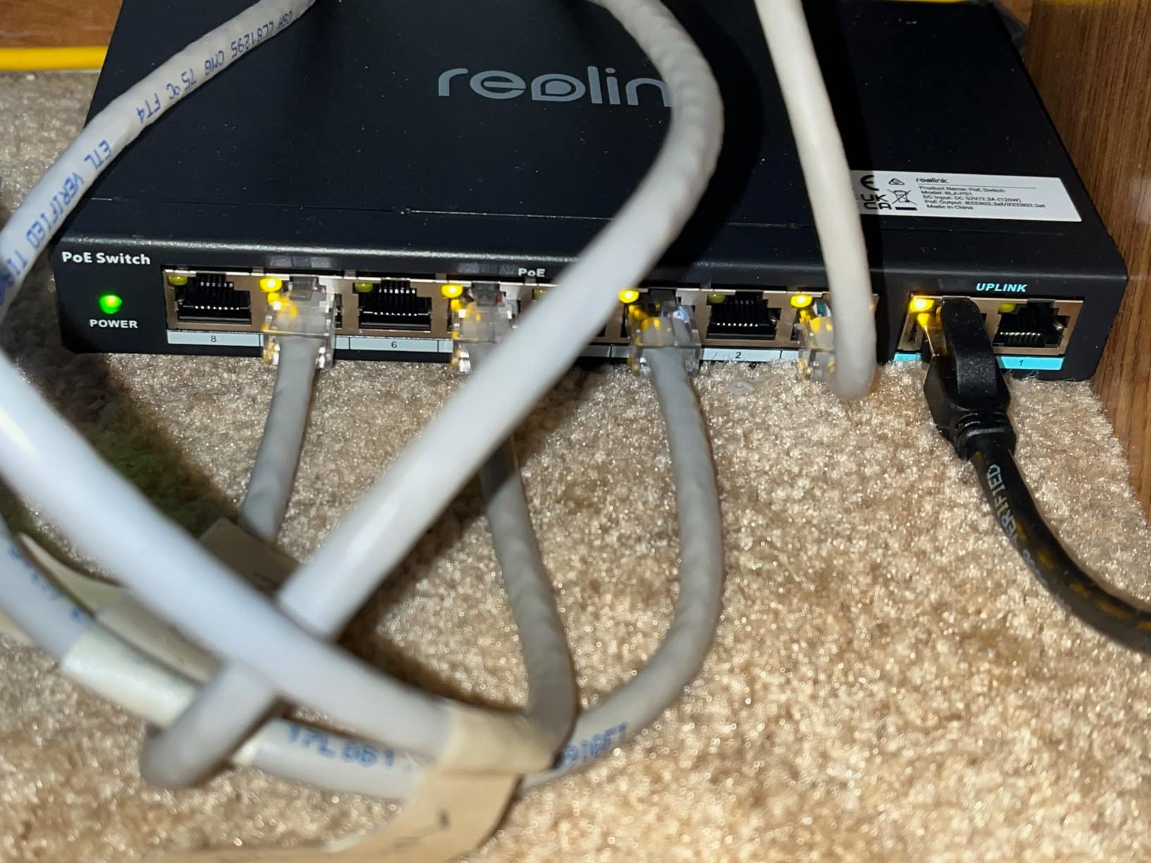 REOLINK PoE Switch with 8 PoE and 2 Gigabit Uplink Ports, Ideal for REOLINK RLN36 NVR and Power Over Ethernet IP Cameras, IEEE802.3af/at, Metal Casing, Desktop/Wall Mount, RLA-PS1 - Customer Photo 2