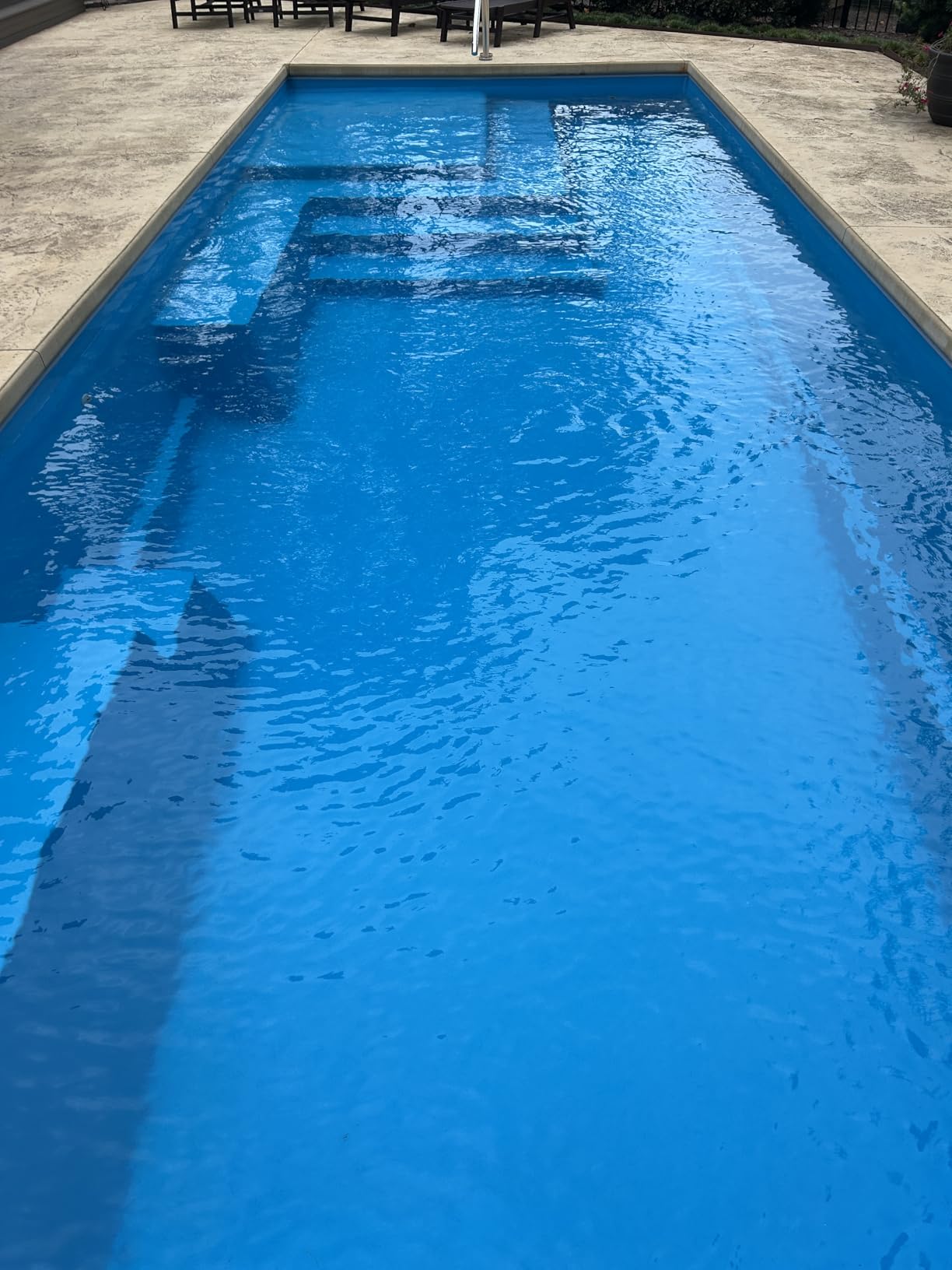 Pool Vacuum for Above Ground Pool with a Telescopic Pole, Running time up to 1H, T403 Handheld Rechargeable Pool Cleaner with Powerful Suction up to 18.5 gallons/min, Ideal for Leaves, Debris - Customer Photo 4