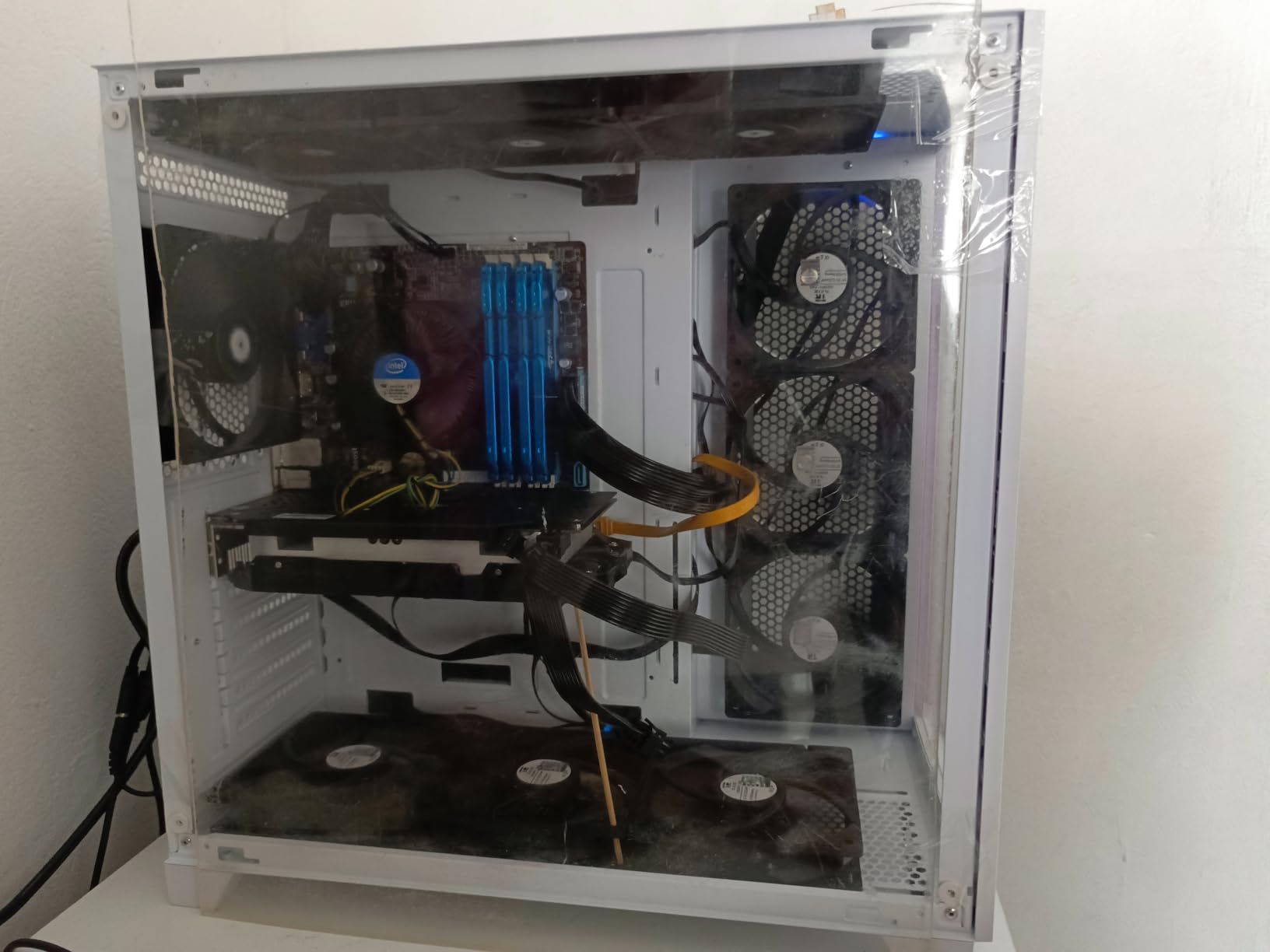 maxsun AMD Radeon RX 580 8GB 2048SP GDDR5 Computer Video Graphics Card GPU for PC Gaming 256-Bit DirectX 12 DVI, HDMI, DisplayPort Multi Monitors Extend (Black) - Customer Photo 1