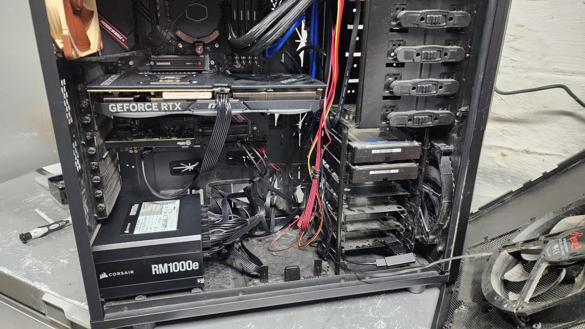 MSI Gaming GeForce RTX 4070 12GB GDRR6X Extreme Clock Graphics Card - Customer Photo 1