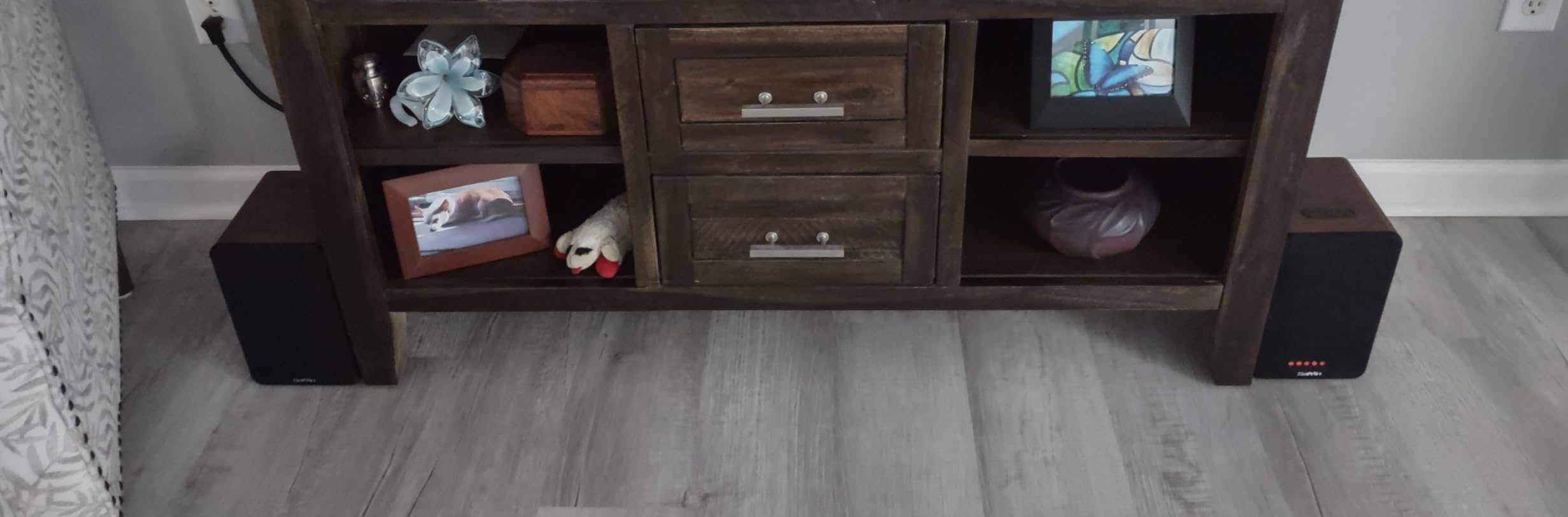 Saiyin Bluetooth Bookshelf Speakers, 30W X 2 Powered TV Speakers with 3.5 Inch Woofer, Turntable Speakers with Optical/AUX/RCA Input for PC and TV - Customer Photo 1