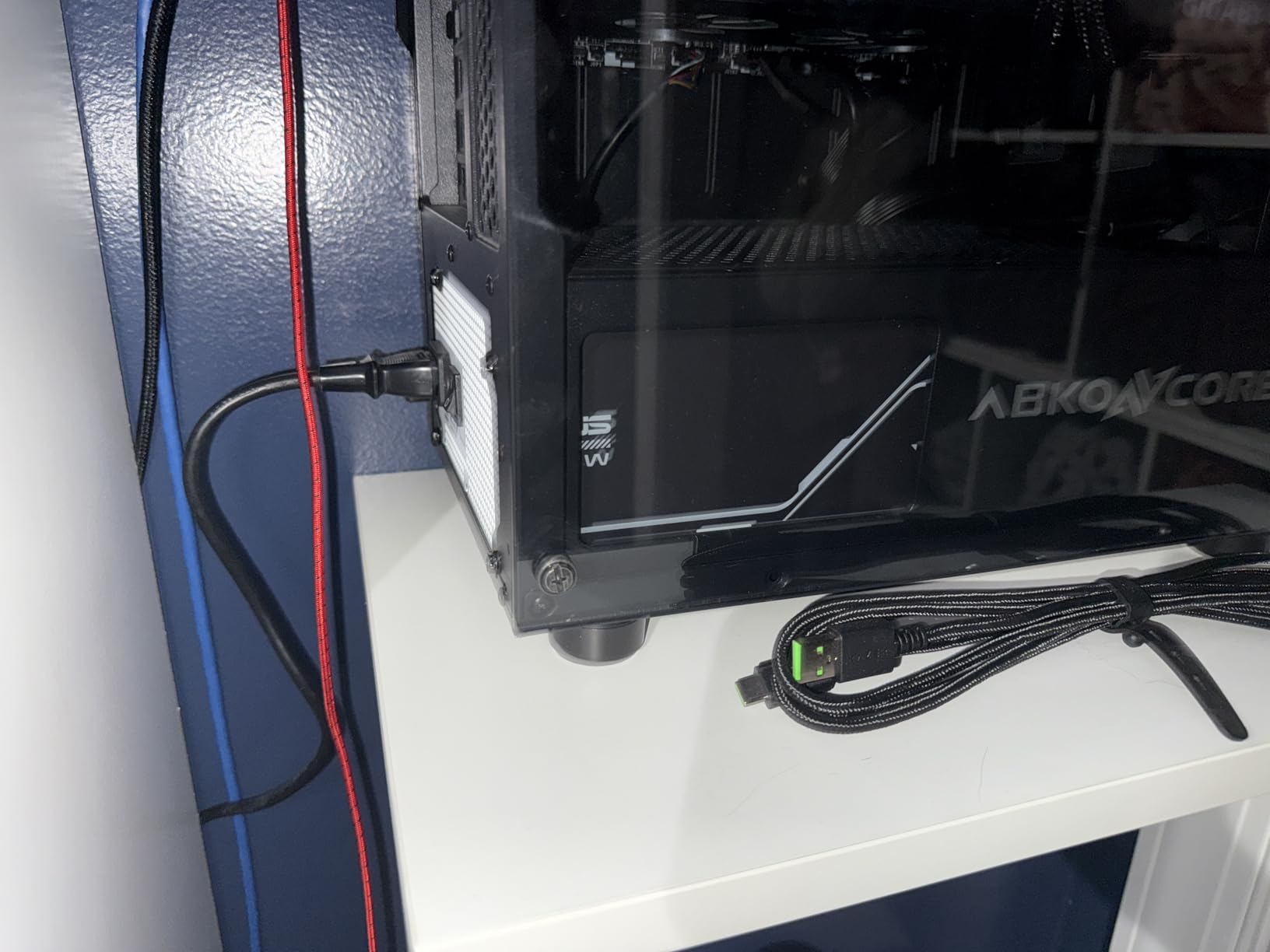 ASUS TUF Gaming 850W Gold (850 Watt, ATX 3.0 Compatible, Fully Modular Power Supply, 80+ Gold, Military-Grade Components, Dual Ball Bearing, Axial-tech Fan, PCB Coating, 10 Year Warranty) Customer Review ASUS TUF Gaming 850W Gold (850 Watt, ATX 3.0 Compatible, Fully Modular Power Supply, 80+ Gold, Military-Grade Components, Dual Ball Bearing, Axial-tech Fan, PCB Coating, 10 Year Warranty) - Customer Photo 4