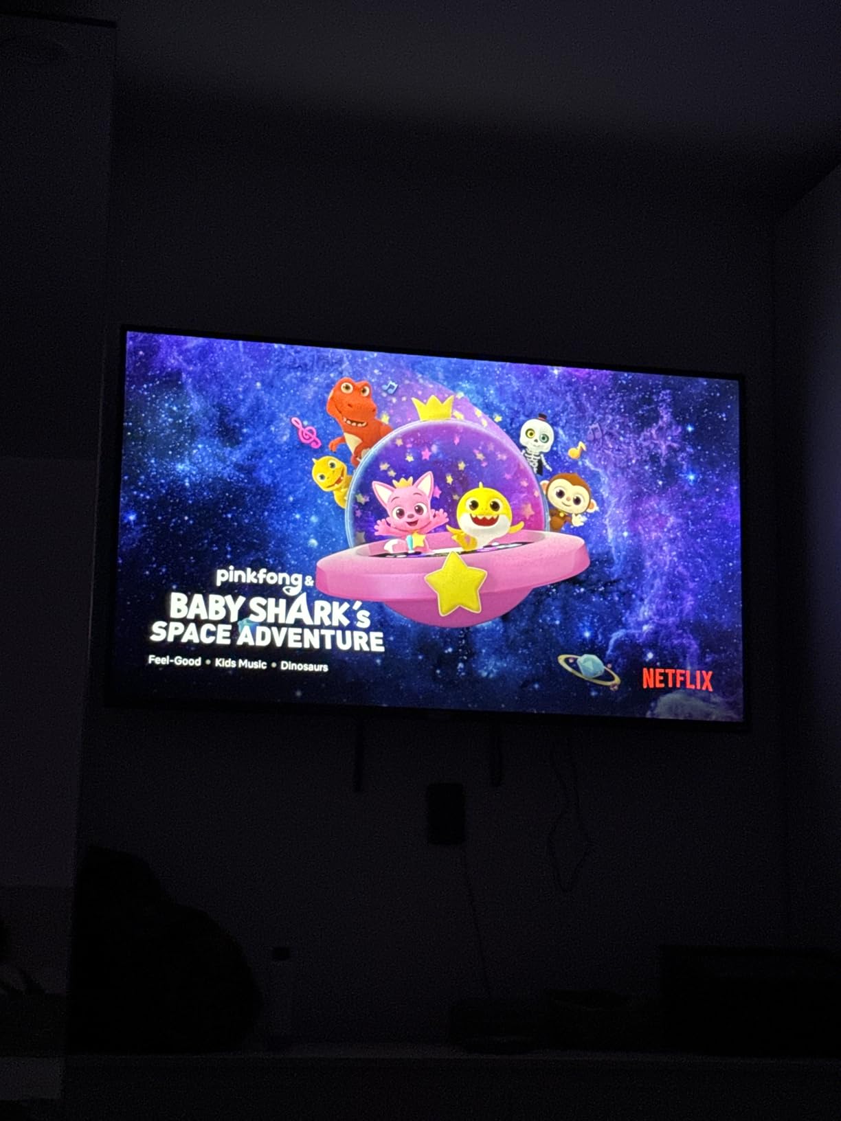 TCL 32-Inch Class S3 1080p LED Smart TV with Google TV (32S350G, 2023 Model) - Customer Photo 3