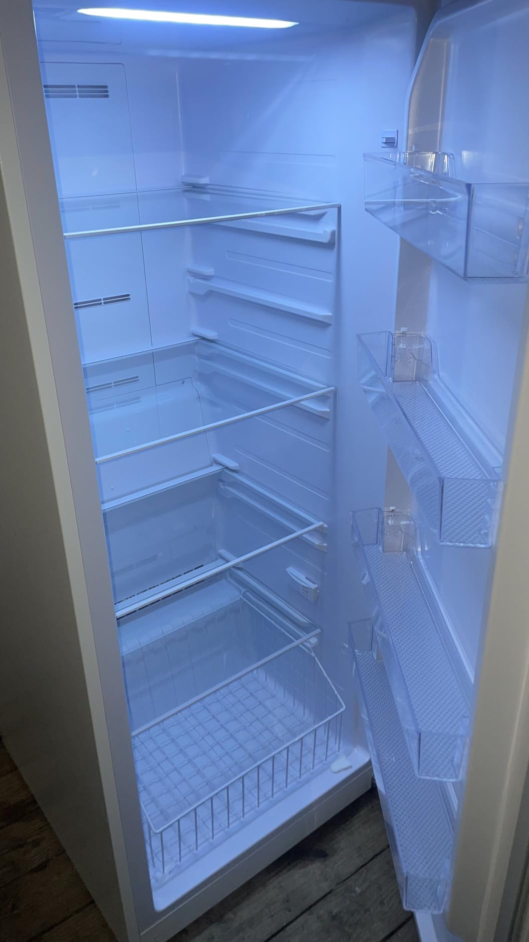 Hamilton Beach HZ8971 17 cu ft Upright Convertible Fridge/Freezer-Frost Free-Reversible Door-Removable Glass Shelves-LED Interior Light, White - Customer Photo 1