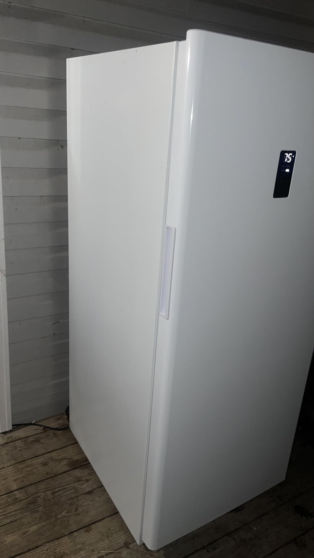 Hamilton Beach HZ4941 14 cu ft Upright Convertible Fridge/Freezer-Frost Free-Reversible Door-Removable Glass Shelves-LED Interior Light, White - Customer Photo 2