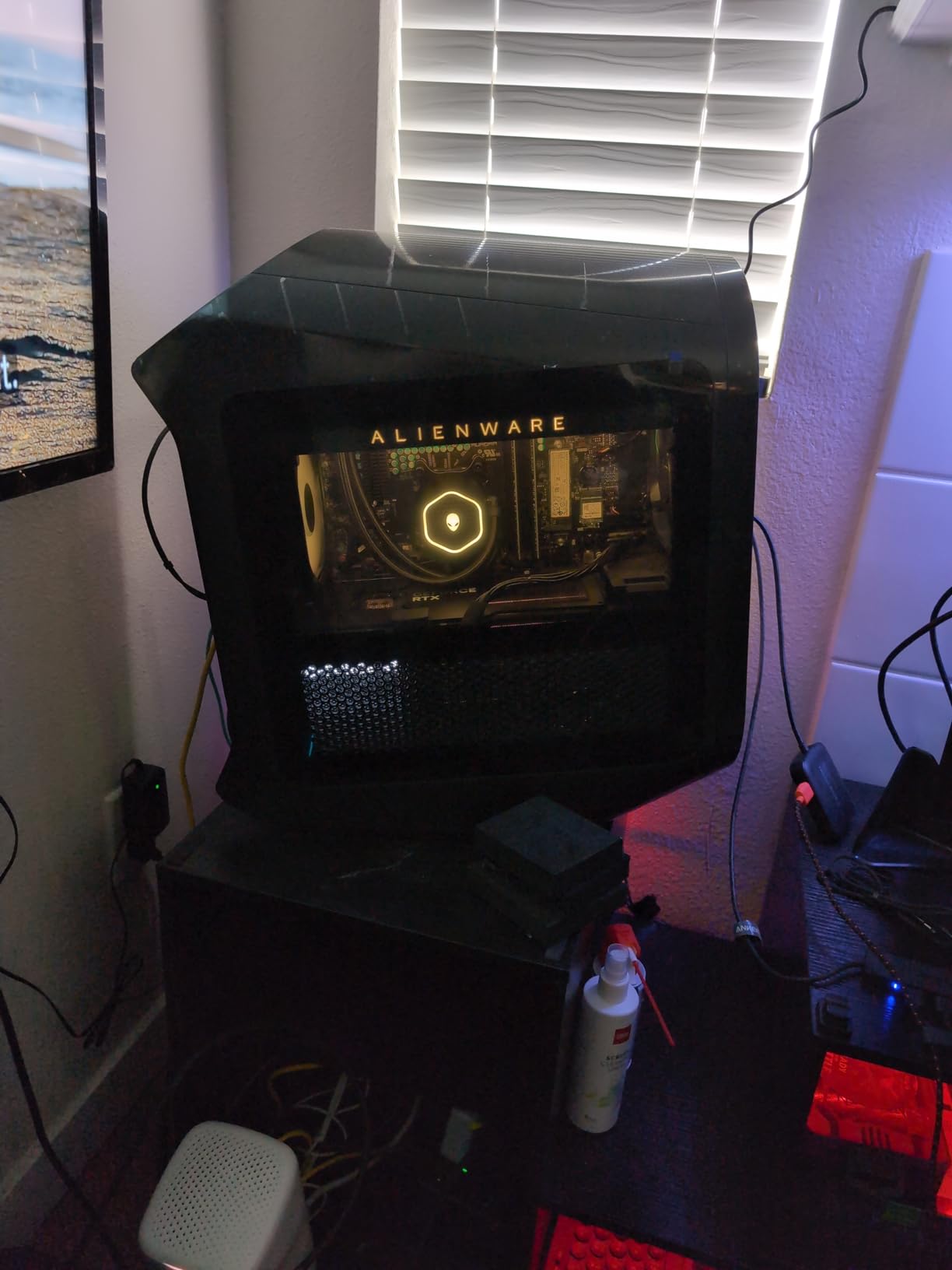 Alienware Aurora R15 Gaming Desktop - AMD Ryzen 9 7900X, 32GB DDR5 RAM, 1TB SSD+2TB HDD, NVIDIA GeForce RTX 4080 16GB GDDR6X, Windows 11 Home, Premium Support & Dell Migrate - Black - Customer Photo 1