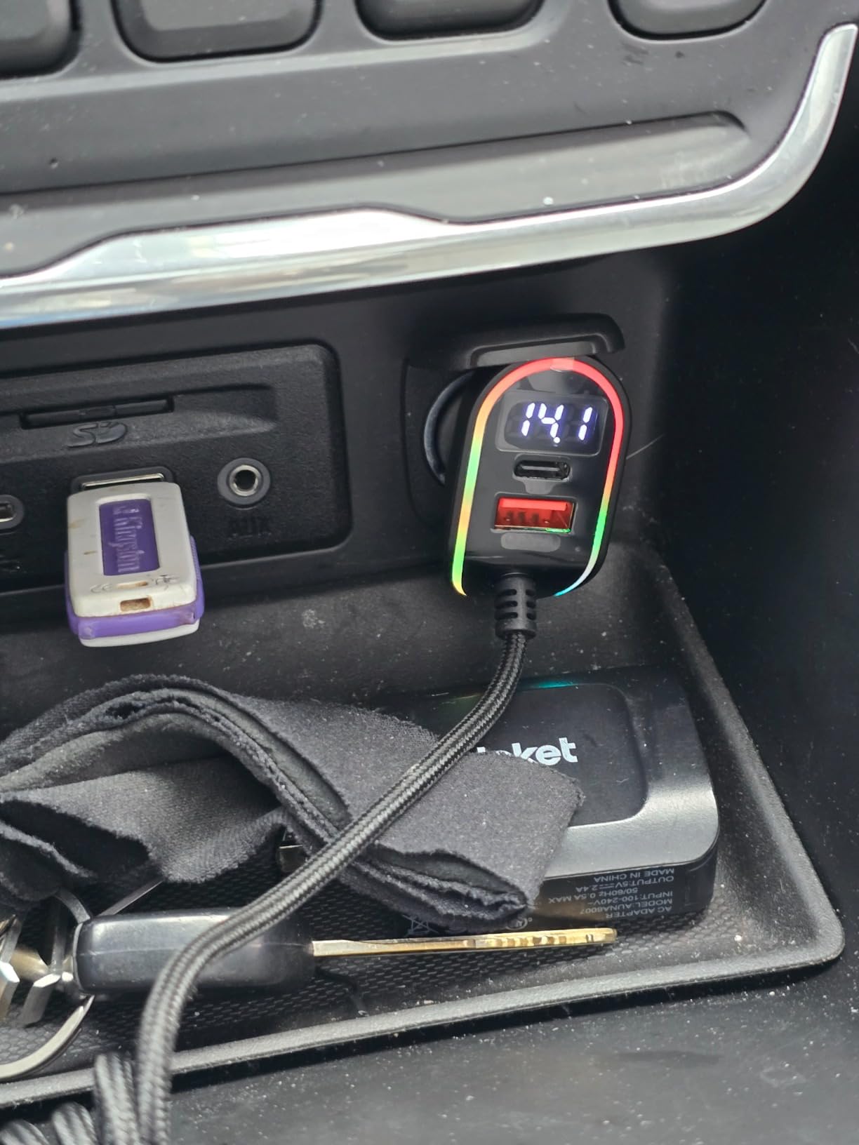 LISEN Super Fast Samsung Galaxy Car Charger,LISEN USB C 96W Super Fast Car Charger PD& QC3.0 Car Phone Charger Adapter for iPhone 15 Pro Max Plus,Samsung Galaxy S25 Ultra Plus S24/S23/S22,Android,iPad Pro Customer Review LISEN Super Fast Samsung Galaxy Car Charger,LISEN USB C 96W Super Fast Car Charger PD& QC3.0 Car Phone Charger Adapter for iPhone 15 Pro Max Plus,Samsung Galaxy S25 Ultra Plus S24/S23/S22,Android,iPad Pro - Customer Photo 1