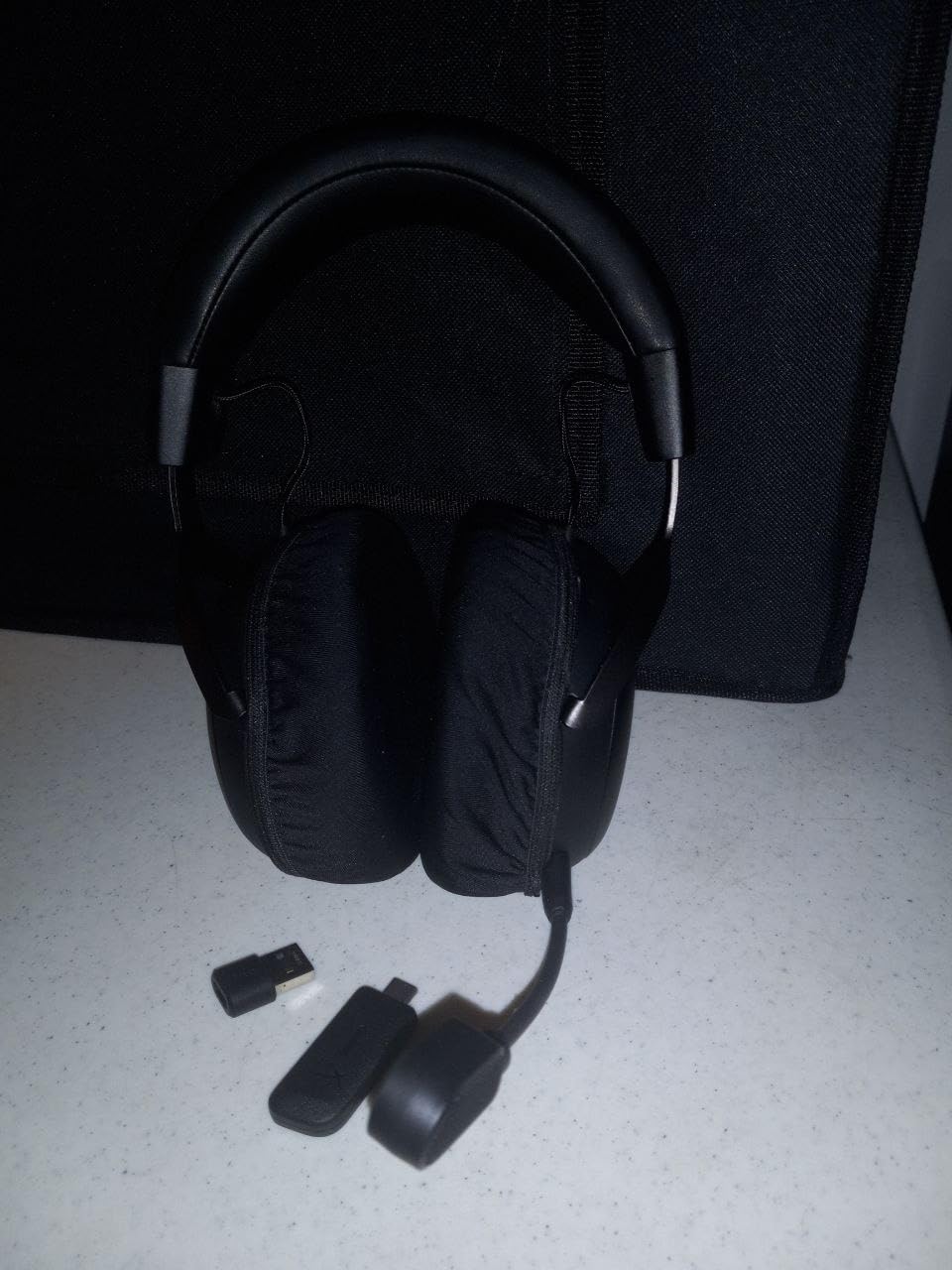 HyperX Cloud III – Wired Gaming Headset, PC, PS5, Xbox Series X|S, Angled 53mm Drivers, DTS Spatial Audio, Memory Foam, Durable Frame, Ultra-Clear 10mm Mic, USB-C, USB-A, 3.5mm – Black Customer Review HyperX Cloud III – Wired Gaming Headset, PC, PS5, Xbox Series X|S, Angled 53mm Drivers, DTS Spatial Audio, Memory Foam, Durable Frame, Ultra-Clear 10mm Mic, USB-C, USB-A, 3.5mm – Black - Customer Photo 3