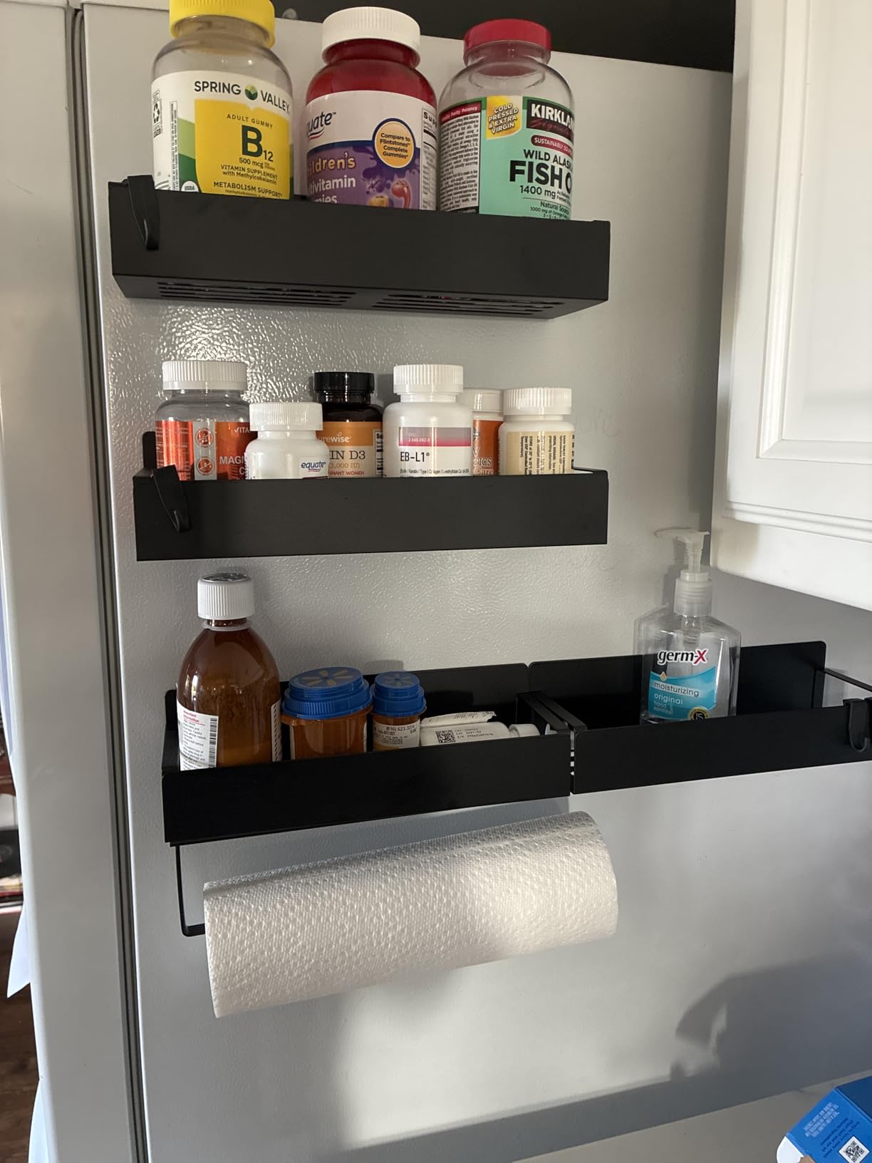 Metal 4 Pack Magnetic Spice Storage Rack Organizer for Refrigerator and Oven, Black Fridge Organizers and Storage - Customer Photo 2