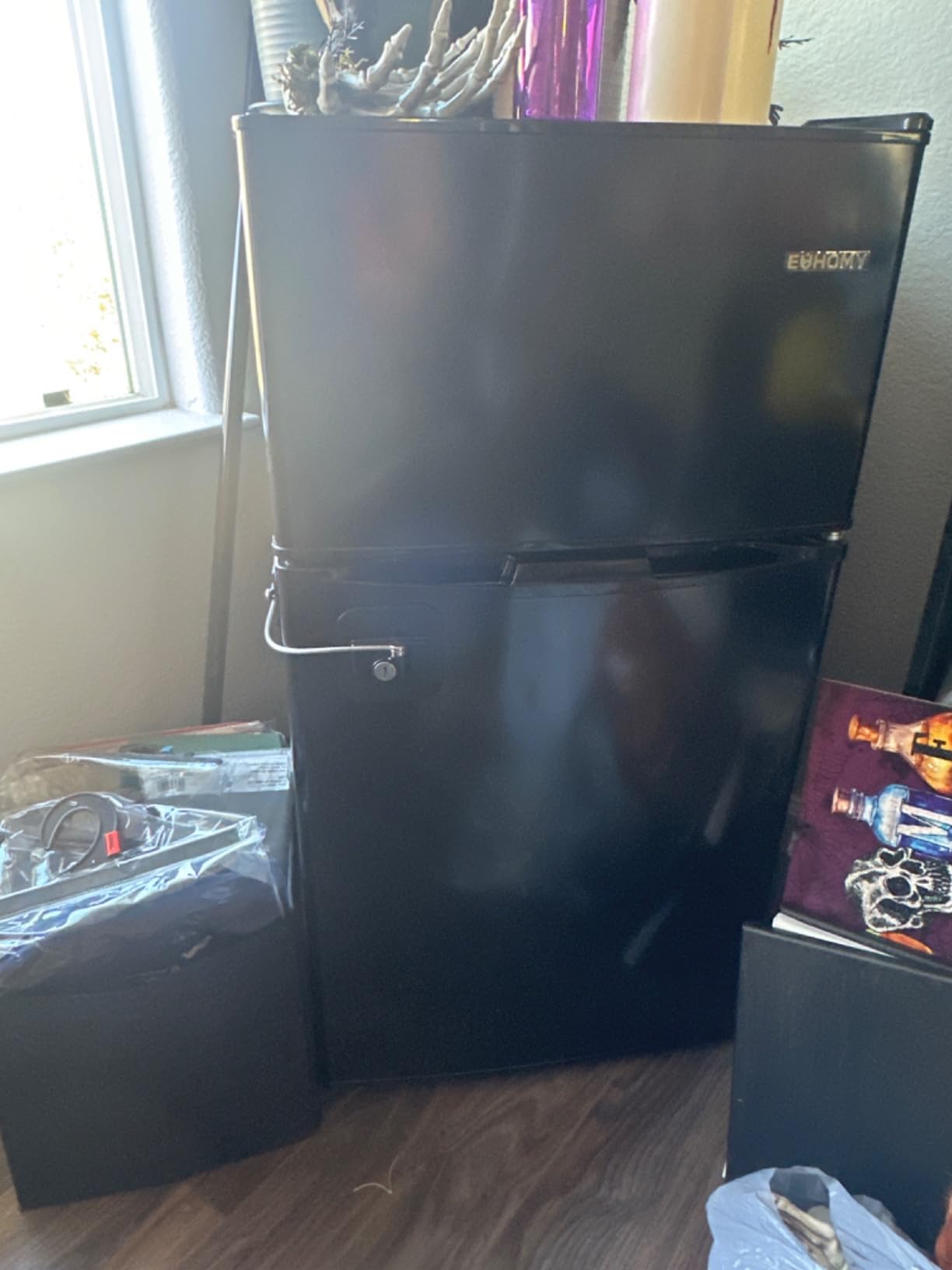 EUHOMY 3.1 Cu.Ft Mini Fridge with Freezer, Single Door Compact Refrigerator, Adjustable Thermostat, Mini Refrigerator Low Power, Mini fridge for Bedroom, Dorm, Office, New Black - Customer Photo 4