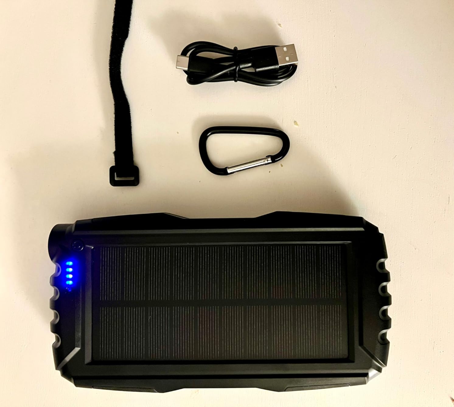 Power-Bank-Solar-Charger - 42800mAh Portable Charger,Solar Power Bank,External Battery Pack 5V3.1A Qc 3.0 Fast Charger Built-in Super Bright Flashlight (Orange) - Customer Photo 1