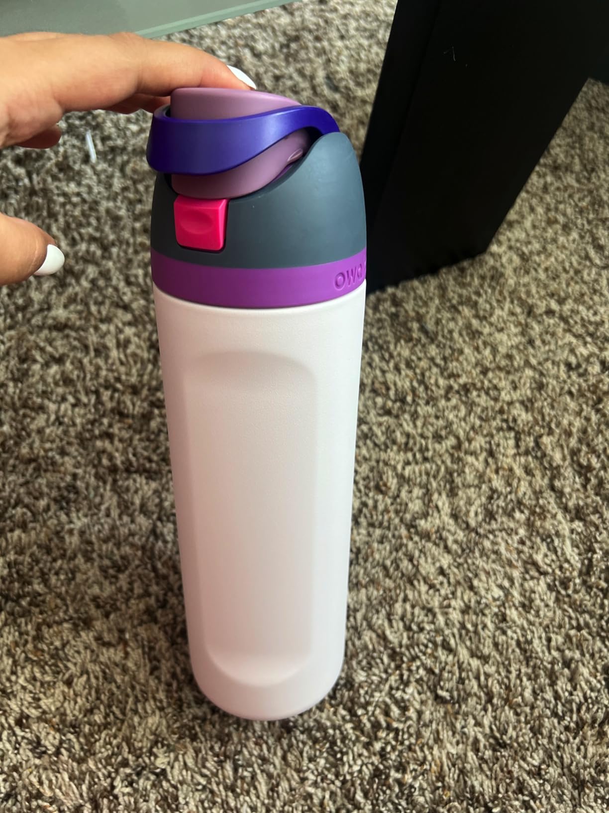 Owala FreeSip Insulated Stainless Steel Water Bottle with Straw for Sports, Travel, and School BPA-Free Sports Water Bottle, 32 oz, Foggy Tide - Customer Photo 1