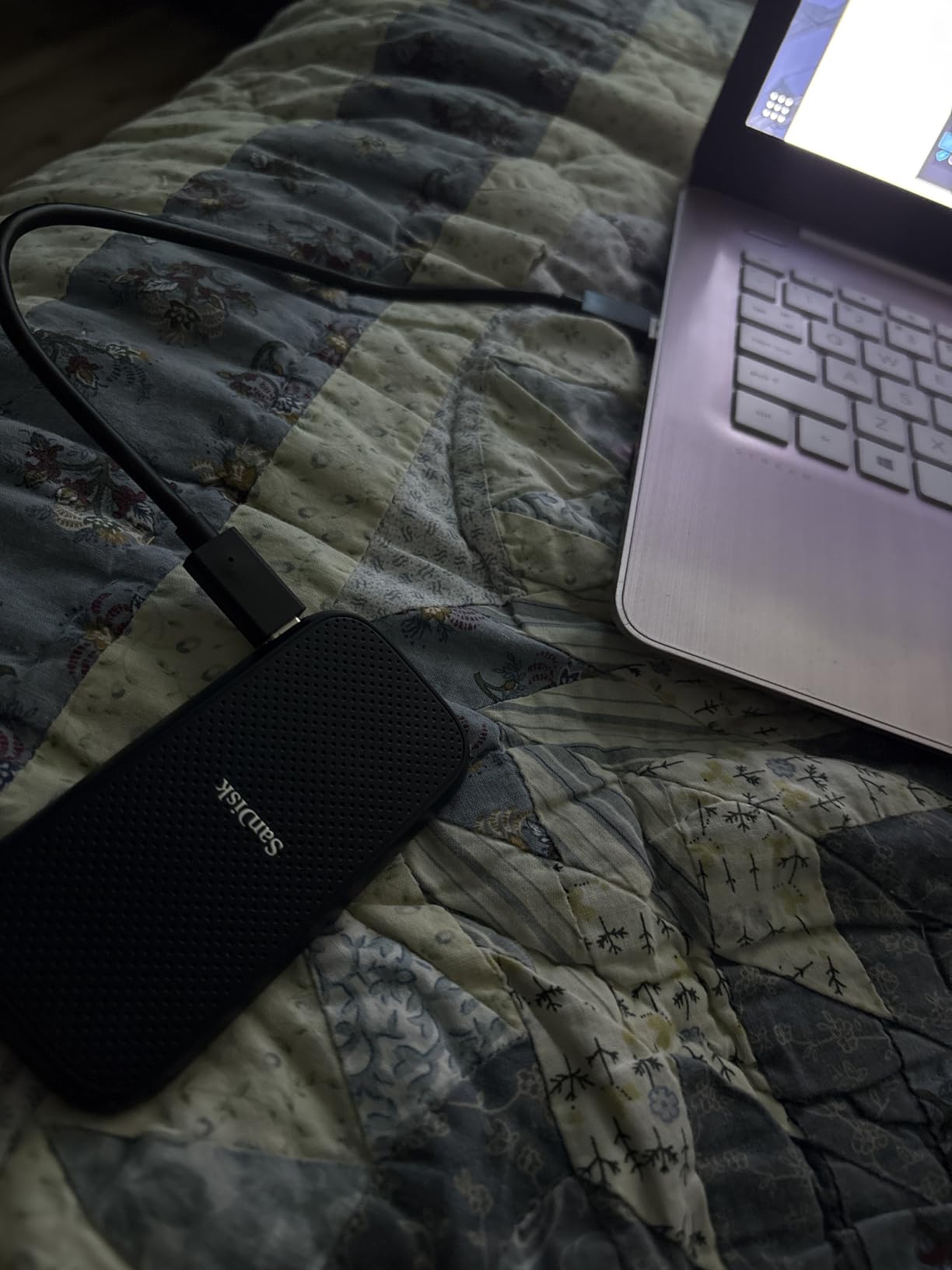 SanDisk 2TB Portable SSD - Up to 800MB/s, USB-C, USB 3.2 Gen 2, Updated Firmware - External Solid State Drive - SDSSDE30-2T00-G26 - Customer Photo 4