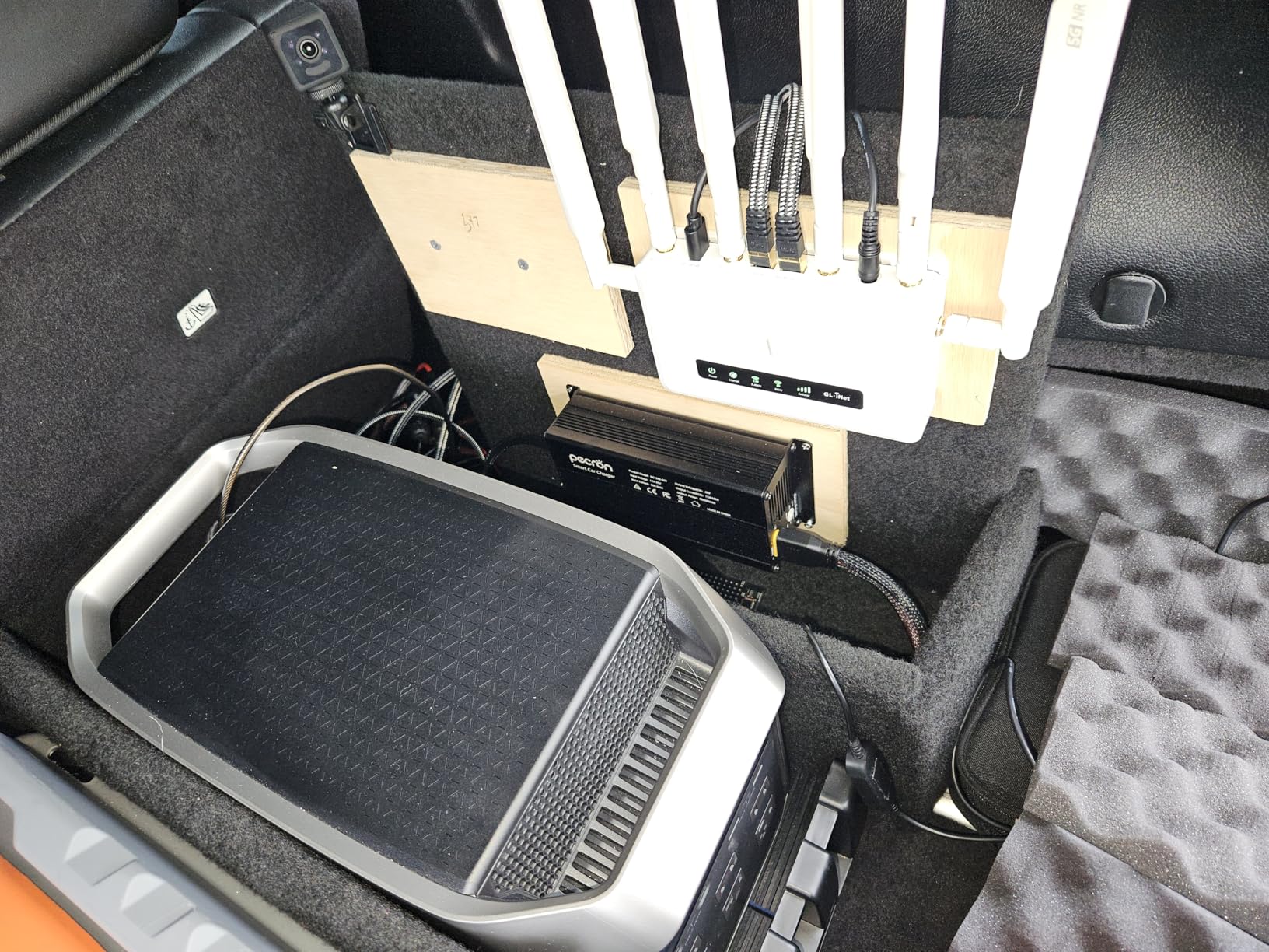 GL.iNet GL-X3000 (Spitz AX) Cellular Gateway 5G Router for House & RV, Wi-Fi 6, Detachable Antennas, Dual-SIM, T-Mobile & AT&T IoT Device Certified, Family/Rural Area/Road Trips - Customer Photo 4