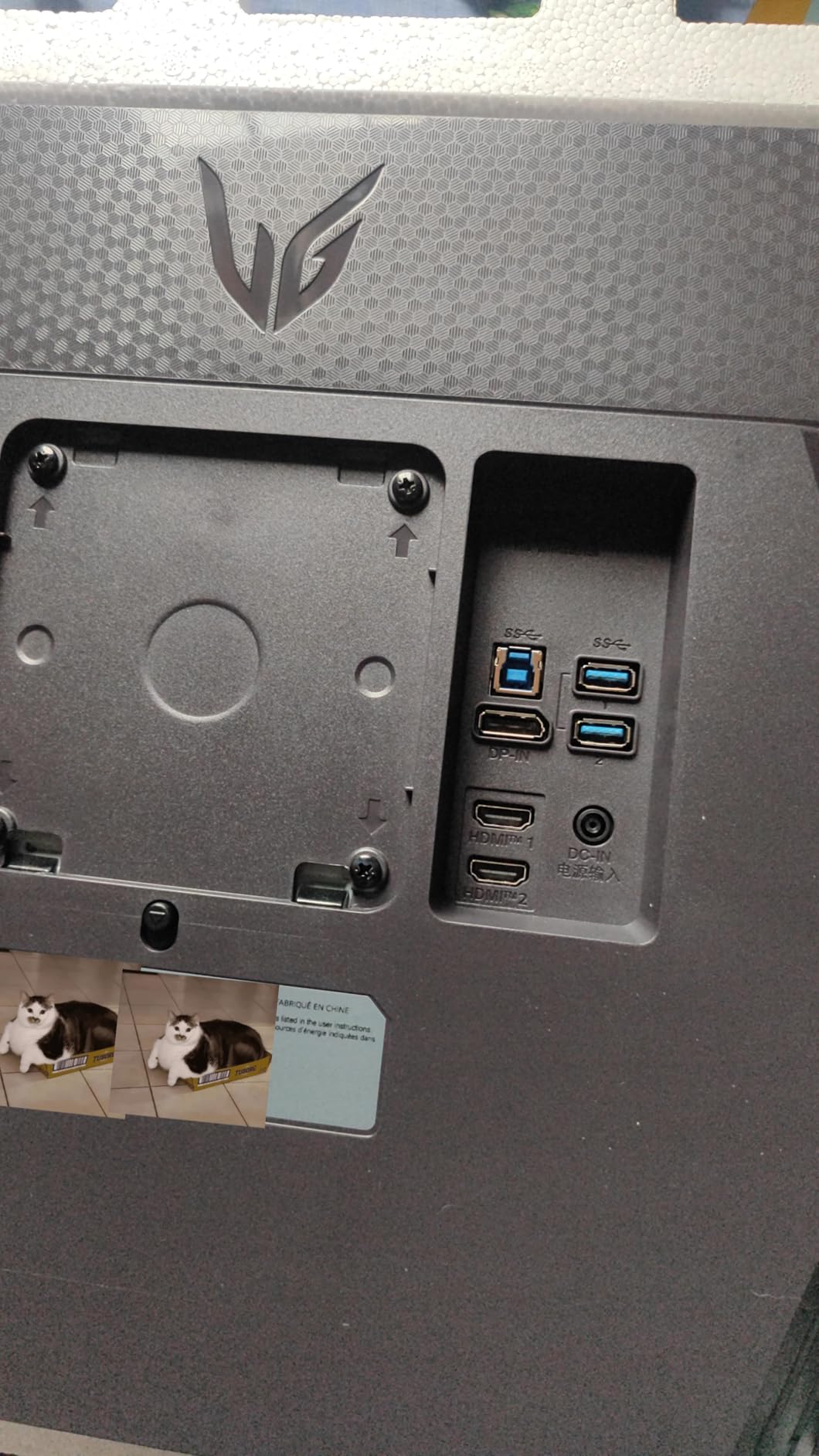 LG 27GR83Q-B 27-inch UltraGear QHD (2560x1440) IPS Gaming Monitor, 240Hz, 1ms, DisplayHDR 400, G-Sync AMD FreeSync Premium, HDMI 2.1 DisplayPort, 4-Pole HP Out DTS GP:X, Tilt/Height/Pivot Stand, Black - Customer Photo 4