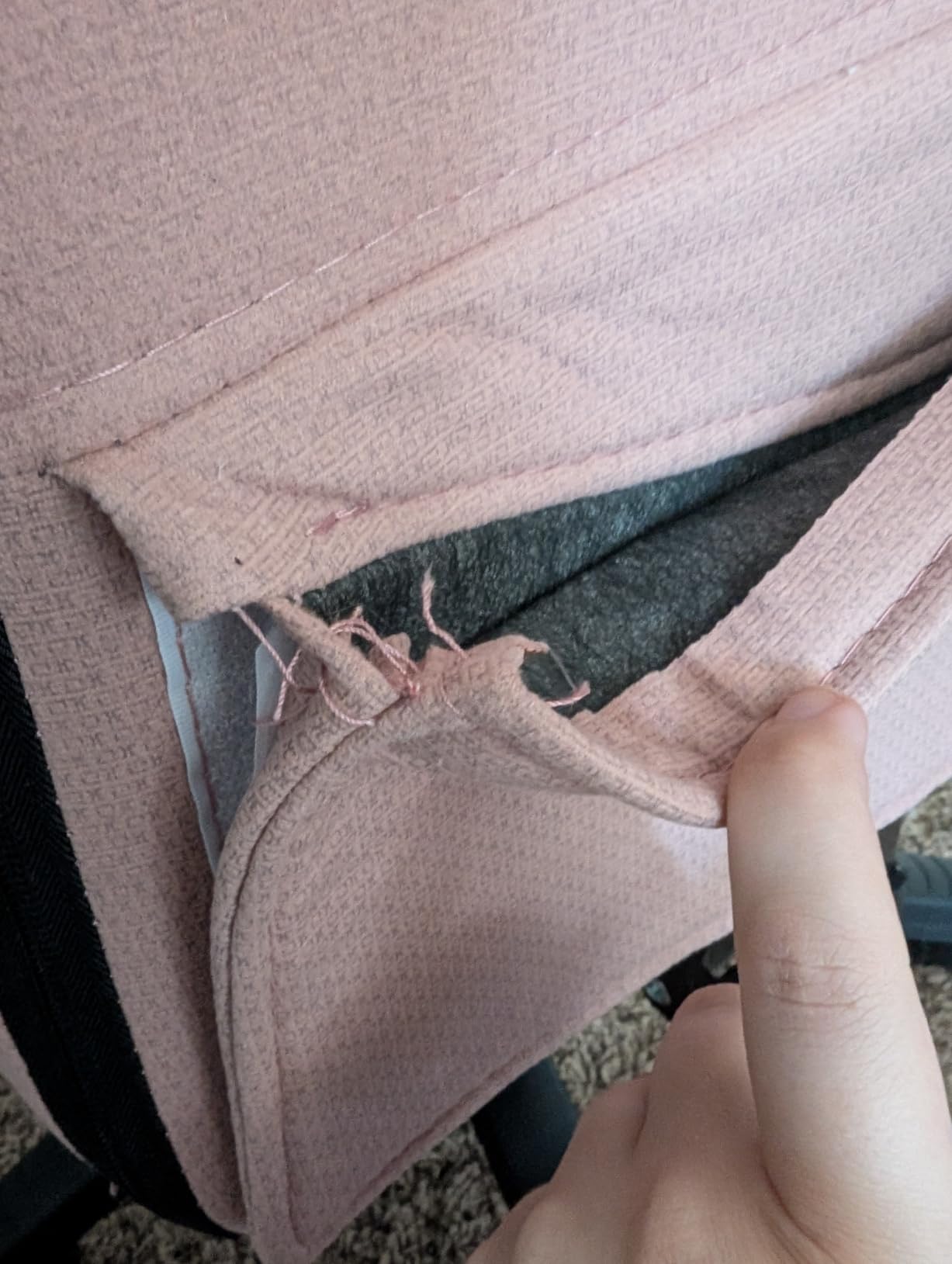 Dowinx Gaming Chair Breathable Fabric Game Chair with Gel Pad and Storage Bag, Comfortable Gamer Chair with Pocket Spring Cushion, Ergonomic Computer Chair with Footrest, Green Customer Review Dowinx Gaming Chair Breathable Fabric Game Chair with Gel Pad and Storage Bag, Comfortable Gamer Chair with Pocket Spring Cushion, Ergonomic Computer Chair with Footrest, Green - Customer Photo 3