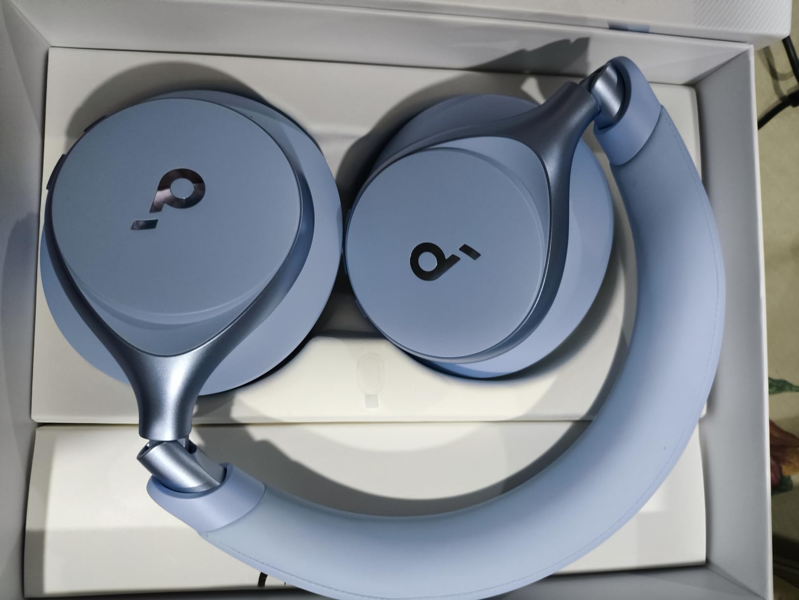 Soundcore by Anker, Space One, Active Noise Cancelling Headphones, 2X Stronger Voice Reduction, 40H ANC Playtime, App Control, LDAC Hi-Res Wireless Audio, Comfortable Fit, Clear Calls, Bluetooth 5.3 Customer Review Soundcore by Anker, Space One, Active Noise Cancelling Headphones, 2X Stronger Voice Reduction, 40H ANC Playtime, App Control, LDAC Hi-Res Wireless Audio, Comfortable Fit, Clear Calls, Bluetooth 5.3 - Customer Photo 2