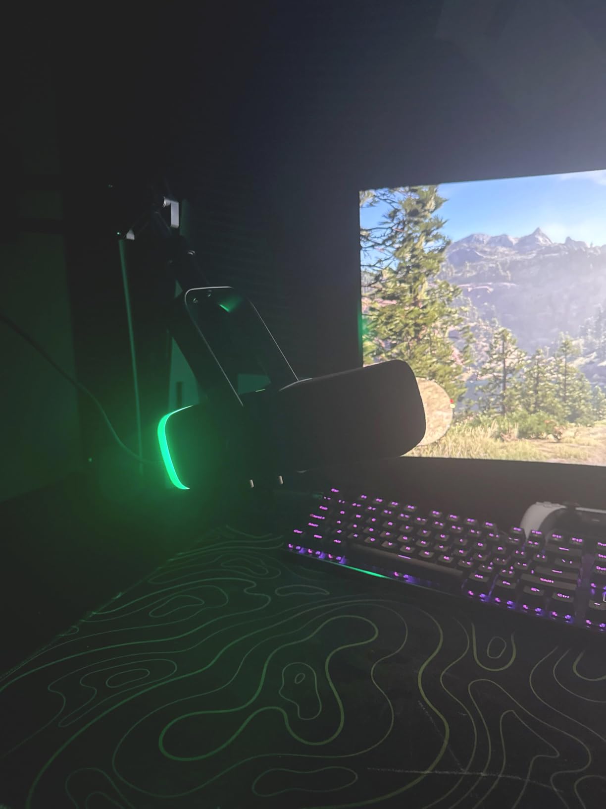 FIFINE XLR/USB Gaming Microphone Set, Dynamic PC Mic for Streaming Podcasting, Computer RGB Mic Kit with Boom Arm Stand, Mute Button, Headphones Jack, for Recording Vocal Voice-Over-AmpliGame AM8T Customer Review FIFINE XLR/USB Gaming Microphone Set, Dynamic PC Mic for Streaming Podcasting, Computer RGB Mic Kit with Boom Arm Stand, Mute Button, Headphones Jack, for Recording Vocal Voice-Over-AmpliGame AM8T - Customer Photo 2