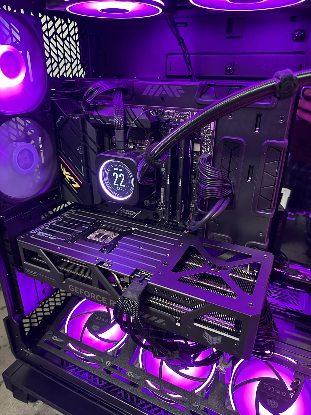 ASUS TUF Gaming GeForce RTX™ 4090 OG OC Edition Gaming Graphics Card (PCIe 4.0, 24GB GDDR6X, DLSS 3, HDMI 2.1, DisplayPort 1.4a) - Customer Photo 1