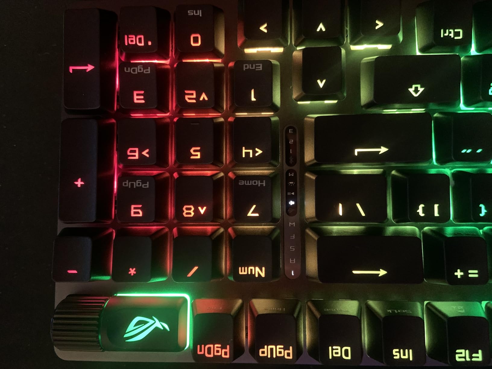 ASUS ROG Strix Scope II 96 Wireless Mechanical Gaming Keyboard – 96% Full-Size, Tri-Mode Connectivity, Hot Swappable Pre-lubed ROG NX Snow Linear Switches, PBT Keycaps, RGB, PC/Mac Support-Black - Customer Photo 2