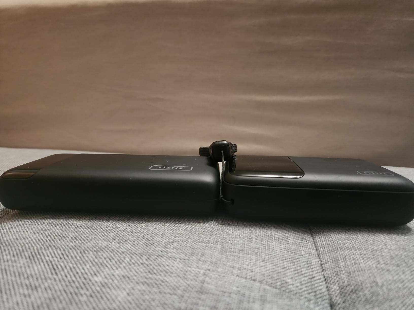 INIU Portable Charger, 20000mAh 65W Compact USB C Laptop Power Bank, PD QC Fast Charging 3-Output Battery Pack, Travel Charger for Laptop MacBook iPad Tablet Steam Deck iPhone 17 16 15 14 Samsung S24 - Customer Photo 3