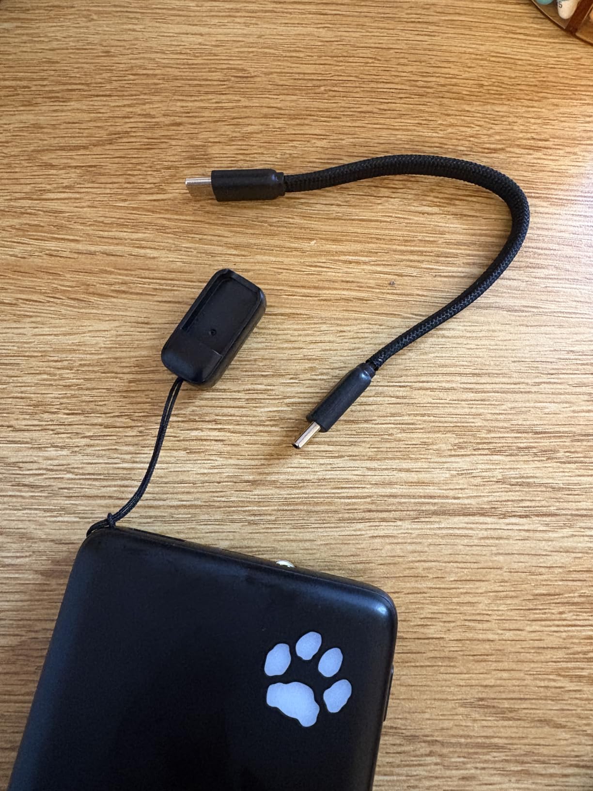 INIU Portable Charger, Ultra Slim 10000mAh 45W PD Power Bank, USB C in&Out Fast Charging Battery Pack, Travel Essential Phone Powerbank Compatible with iPhone 17 16 15 Samsung S22 S21 Google iPad etc - Customer Photo 2