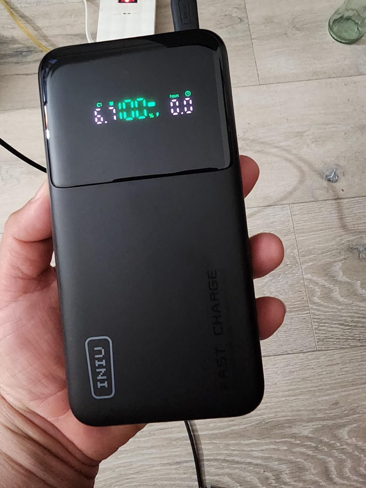 INIU 140W Power Bank, 27000mAh High Capacity Laptop Portable Charger, USB C in&Out Tablet Powerbank, Digital Display Phone Charger, Travel Charger Compatible with iPhone 17 16, iPad, MacBook, Laptop Customer Review INIU 140W Power Bank, 27000mAh High Capacity Laptop Portable Charger, USB C in&Out Tablet Powerbank, Digital Display Phone Charger, Travel Charger Compatible with iPhone 17 16, iPad, MacBook, Laptop - Customer Photo 1