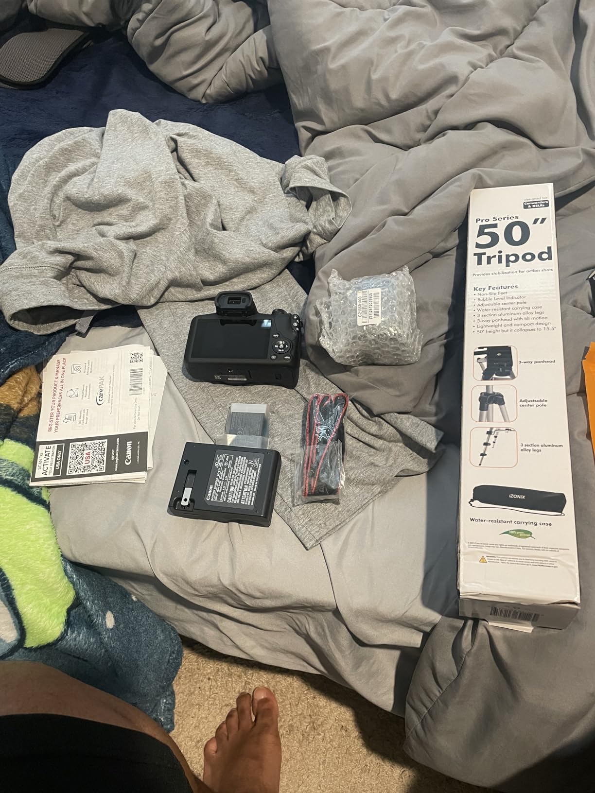 Canon EOS R100 Mirrorless Camera w/RF-S 18-45mm f/4.5-6.3 STM Lens + Wide Angle & Telephoto Lenses + 64GB Memory + 3pc Filter Kit + Case + Flash + Tripod - Customer Photo 2