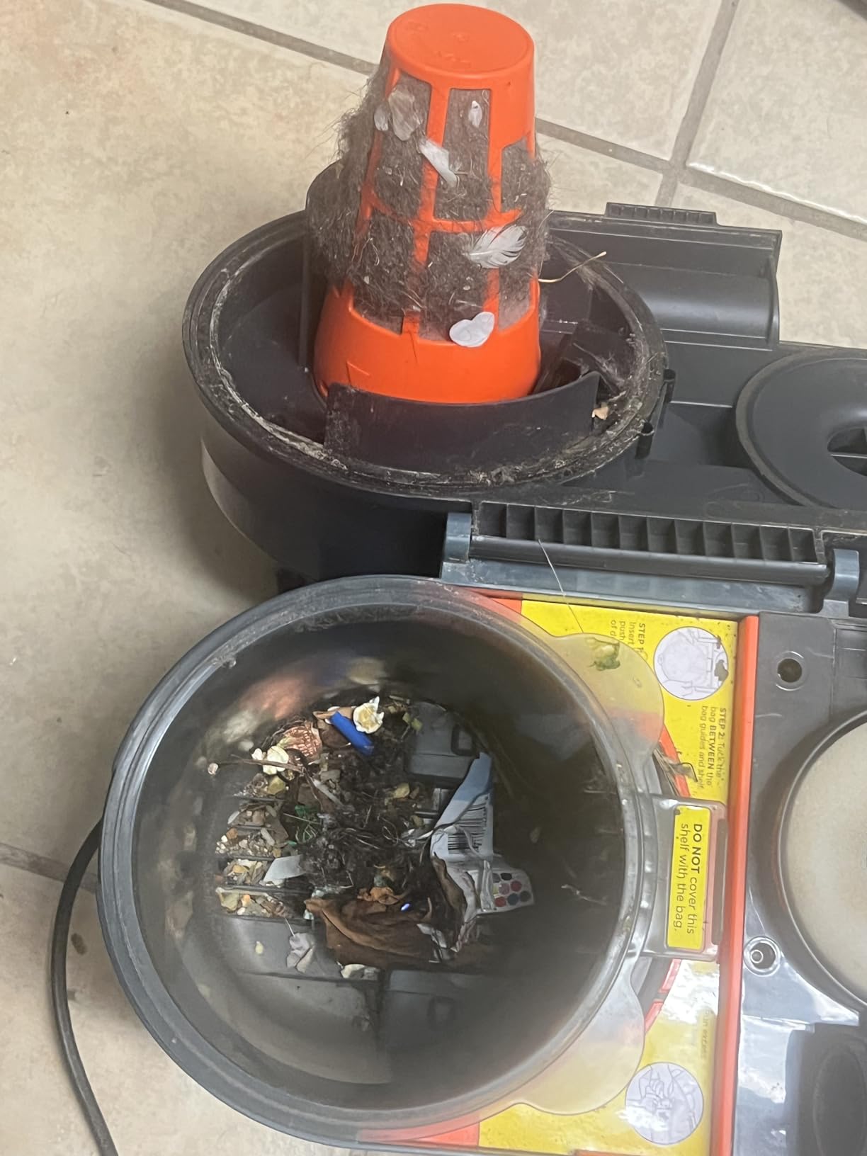 Shark VS101 MessMaster Portable Wet Dry Vacuum, 1 Gallon Capacity, Corded, Perfect for Pets & Cars, AnyBag Tech, Self-Cleaning, Ultra-Powerful Suction for Tough Wet & Dry Messes, Blue - Customer Photo 4