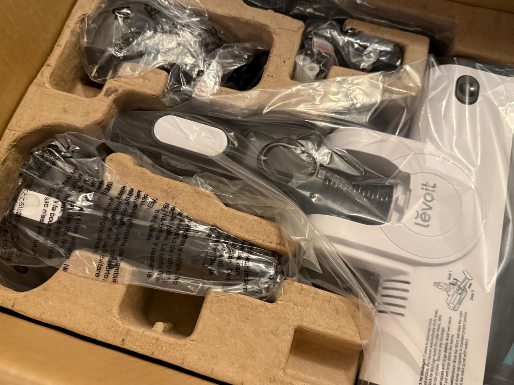 LEVOIT Cordless Vacuum Cleaner, Stick Vac with Tangle-Resistant Design, Up to 50 Minutes, Powerful Suction, Rechargeable, Lightweight, and Versatile for Carpet, Hard Floor, Pet Hair, LVAC-200 - Customer Photo 3