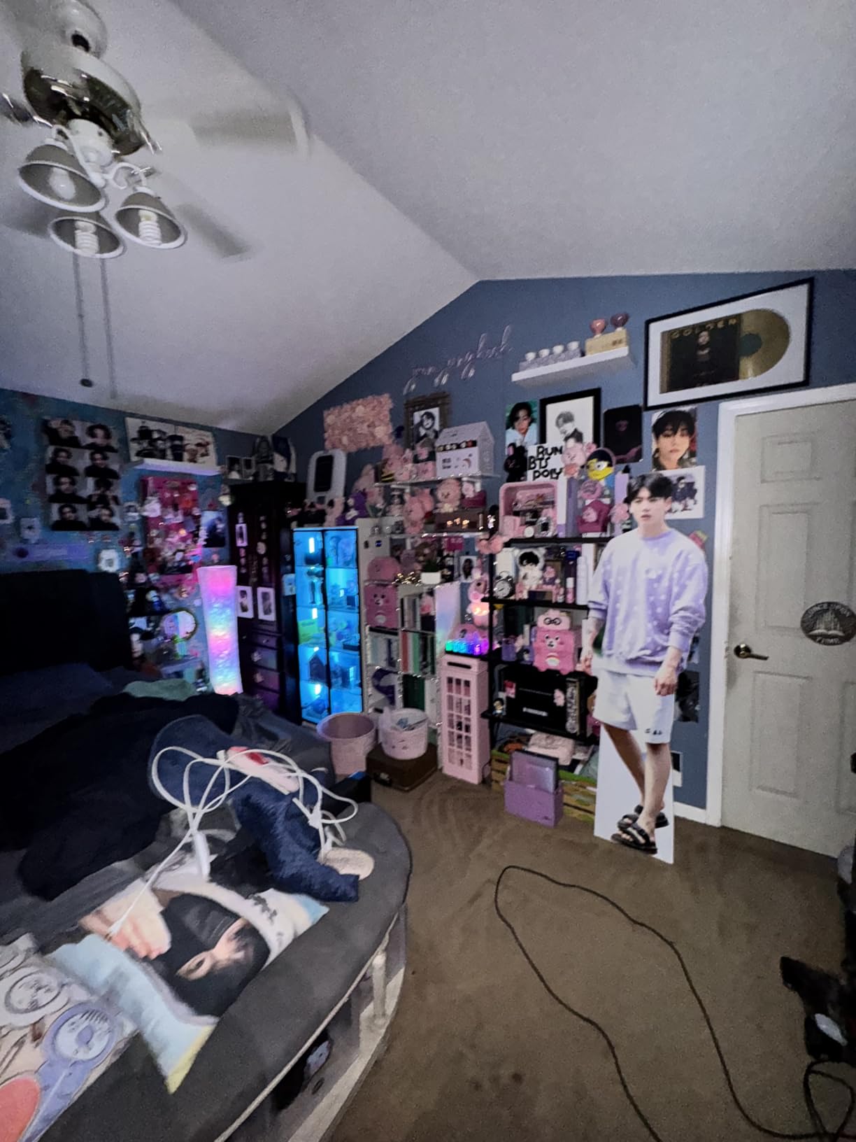 KODAK EKTAR H35N Half Frame Film Camera, 35mm, Reusable, Focus-Free, Bulb Function, Built-in Star Filter, Coated Improved Lens (Film & AAA Battery are not Included) (Striped Black) Customer Review KODAK EKTAR H35N Half Frame Film Camera, 35mm, Reusable, Focus-Free, Bulb Function, Built-in Star Filter, Coated Improved Lens (Film & AAA Battery are not Included) (Striped Black) - Customer Photo 3