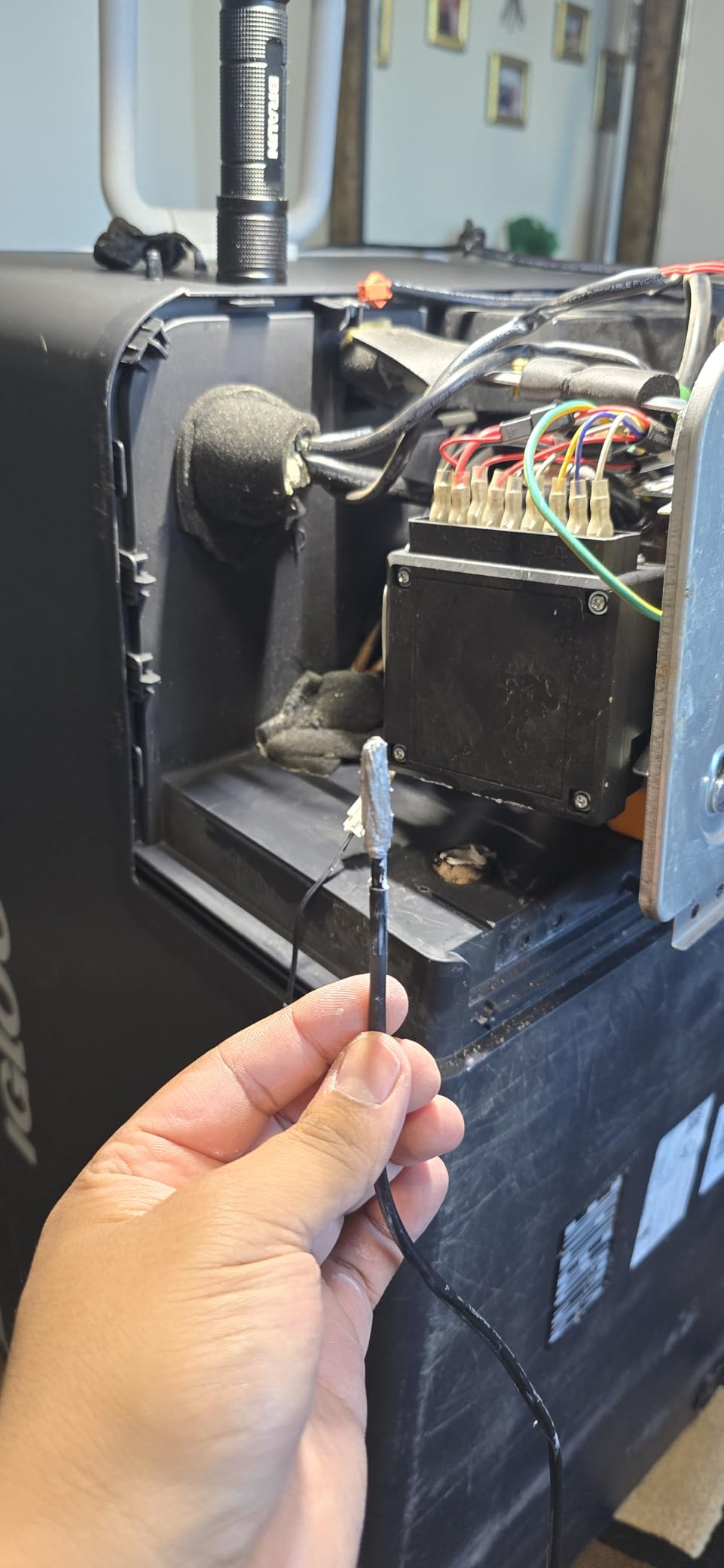 2-Pack GT-1 Silver CPU Thermal Paste (1g*2), High Performance Thermal Compound Paste, Heat Sink Compound, Ultra-Low Thermal Impedance Thermal Grease for CPU/PS4/PS5/PC/GPU Coolers Customer Review 2-Pack GT-1 Silver CPU Thermal Paste (1g*2), High Performance Thermal Compound Paste, Heat Sink Compound, Ultra-Low Thermal Impedance Thermal Grease for CPU/PS4/PS5/PC/GPU Coolers - Customer Photo 1