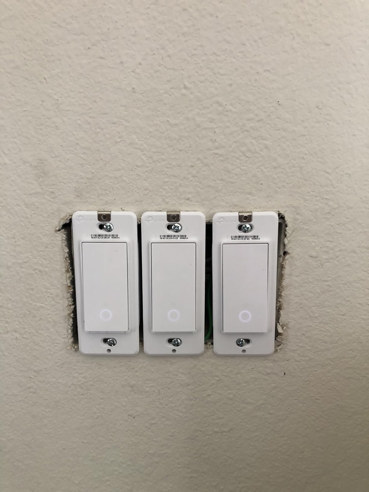 Kasa Matter Smart Light Switch: Voice Control w/Siri, Alexa & Google Assistant | UL Certified | Timer & Schedule | Easy Guided Install | Neutral Wire Required | Single Pole | 2.4GHz Wi-Fi | KS205 - Customer Photo 1