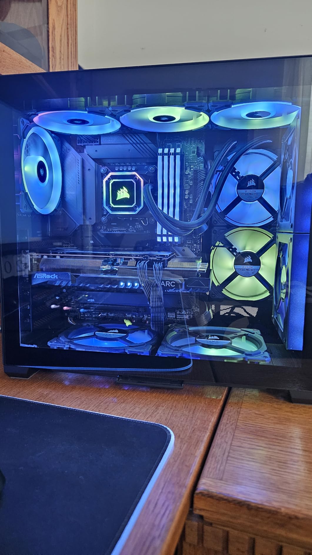 ASRock Intel Arc A770 Graphics Phantom Gaming 16G OC 2200 MHz 17.5 Gbps 256-bit GDDR6 7680x4320 DisplayPort HDMI 0dB Silent Cooling Video Card - Customer Photo 2